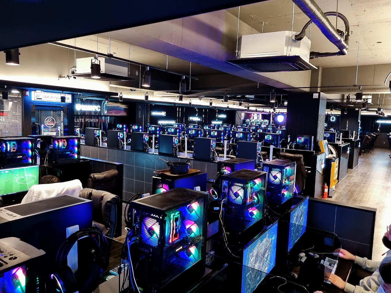 보스PC 보스코인노래연습장 김해내외본점