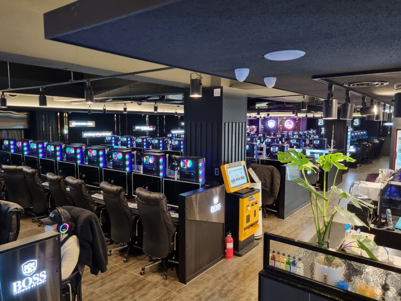 보스PC 보스코인노래연습장 김해내외본점
