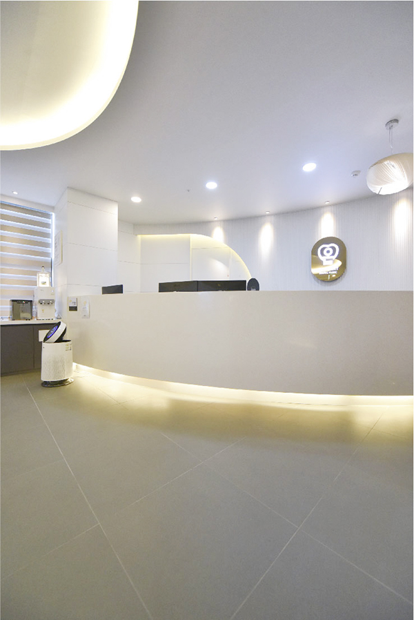 온플란트치과의원 대표 이미지