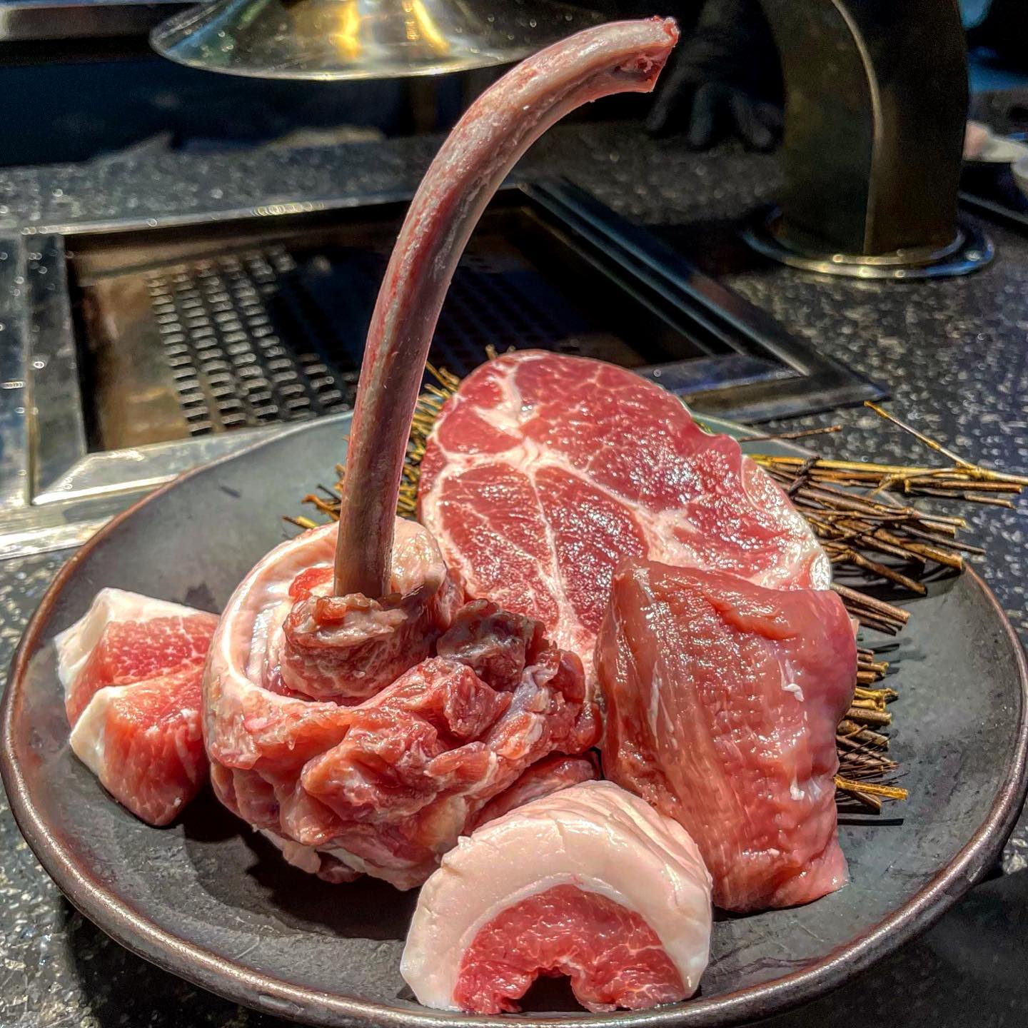 홍대 육지 대표 이미지