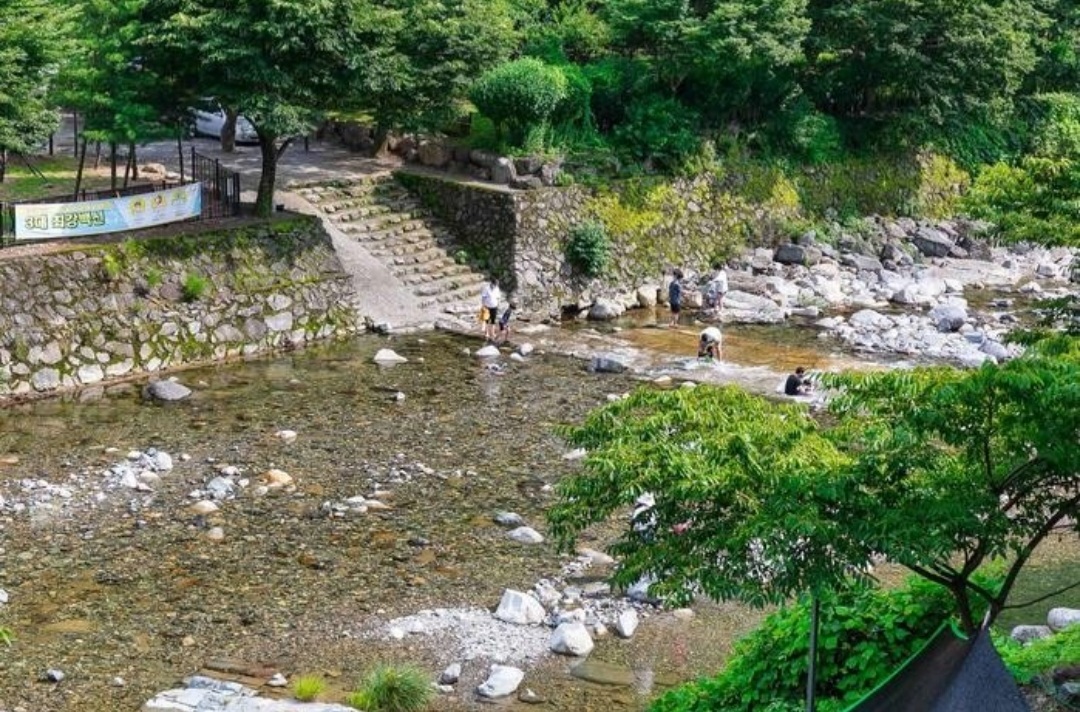청산얼음펜션