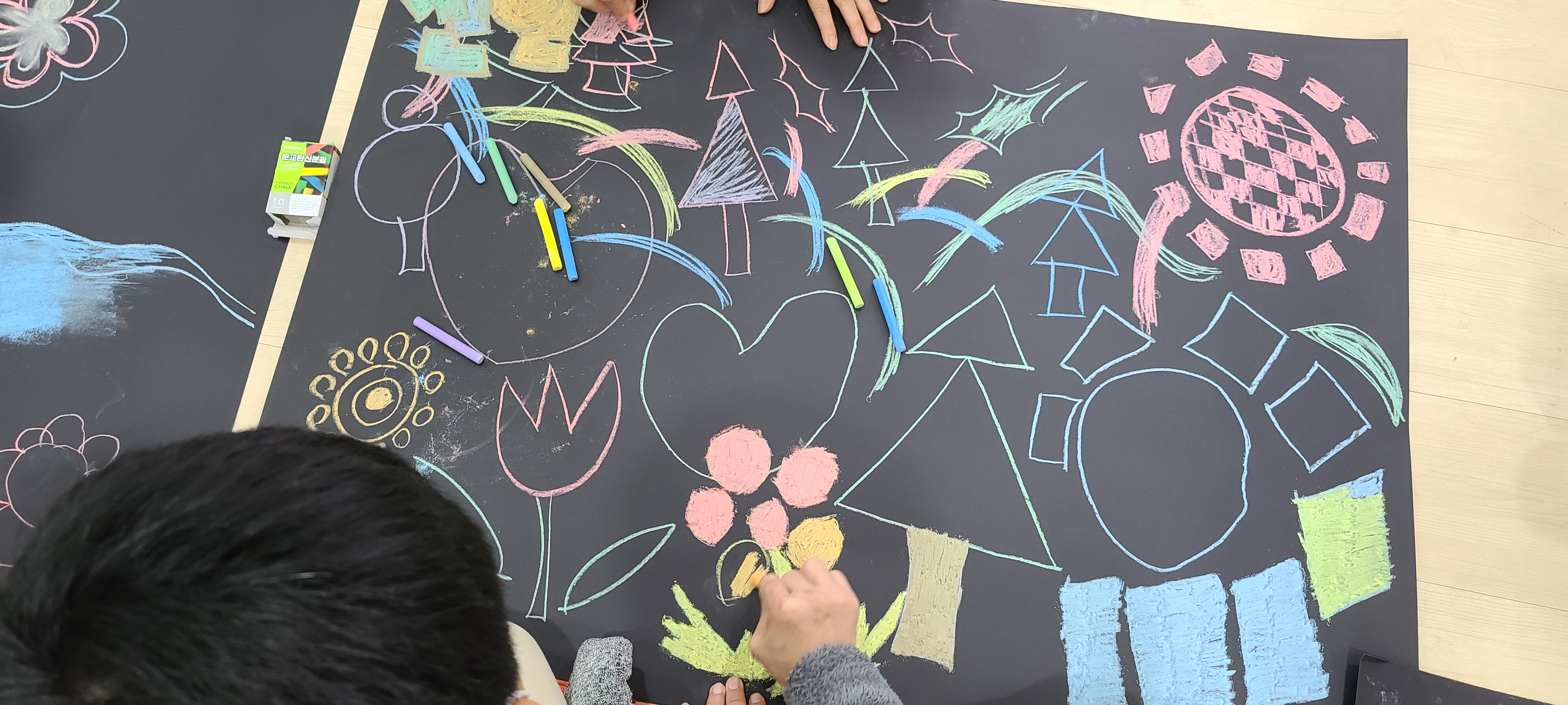 스에나가메소드 어린이색채학교 컬러팩토리 대표 이미지