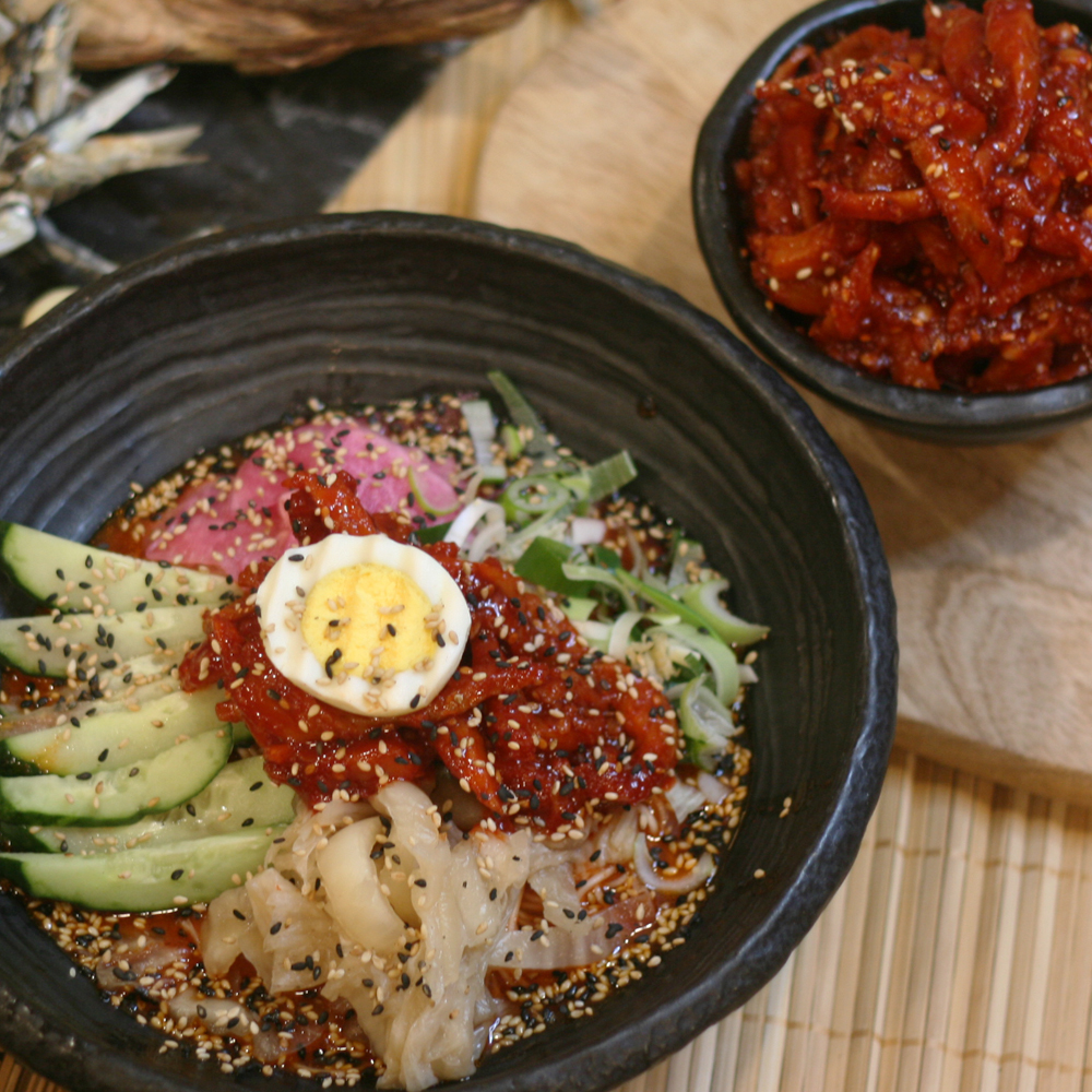 멸치국시와 돈까스 김포