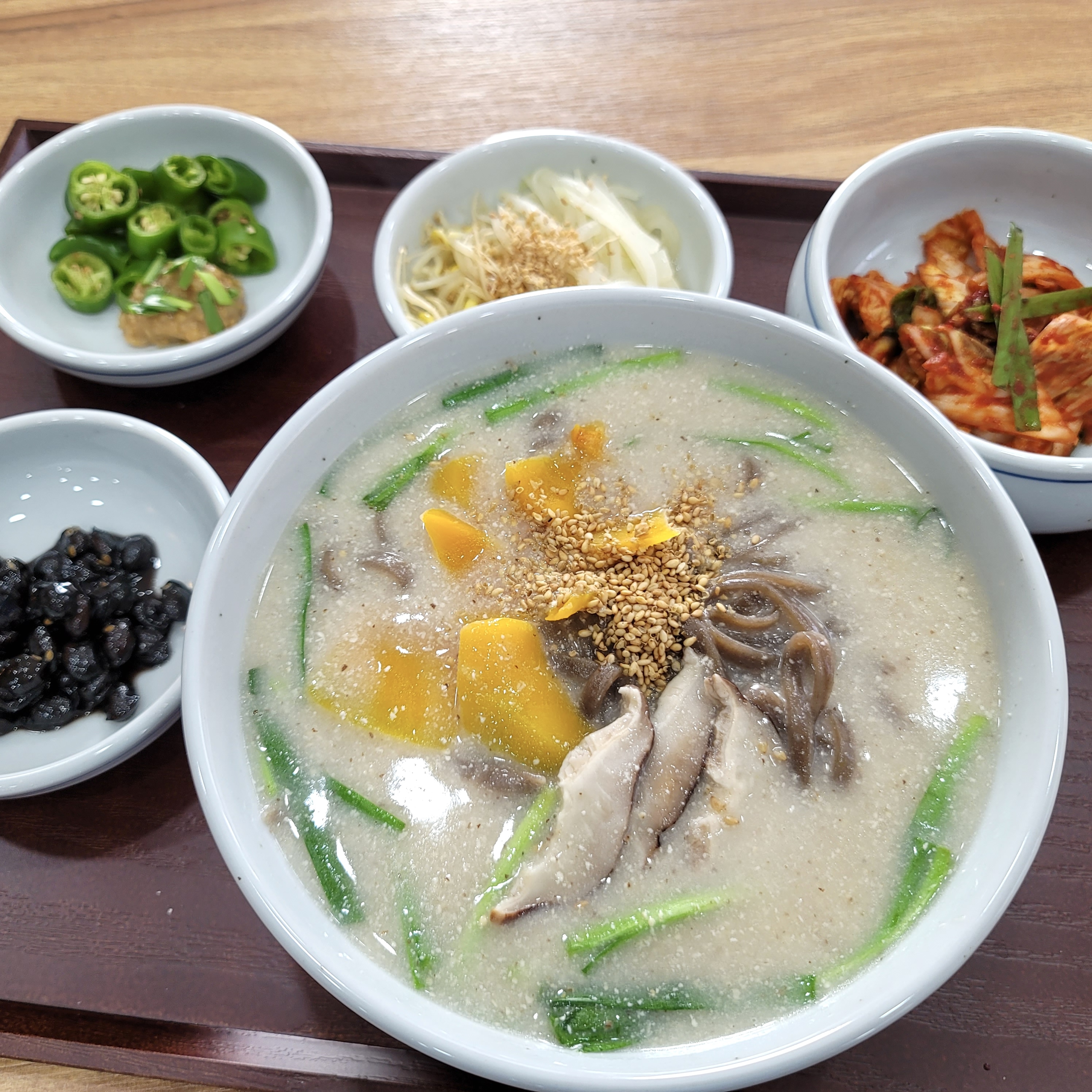 가덕들깨옹심이 대표 이미지