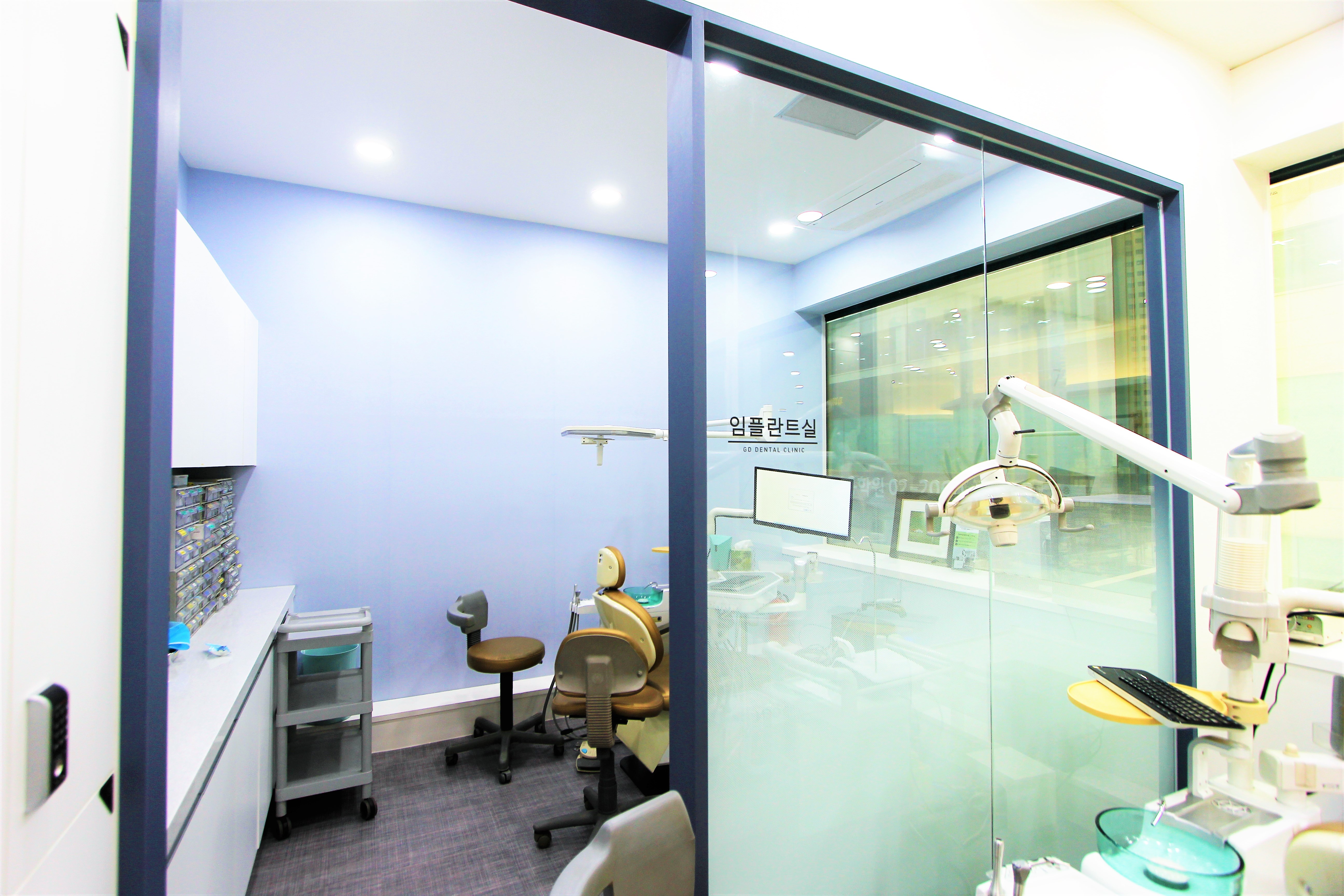 지디플란트치과의원 광명 대표 이미지