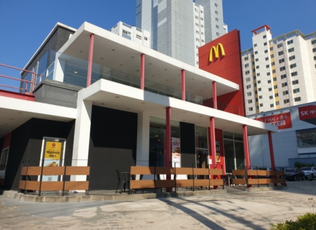 맥도날드 거제옥포SK DT점