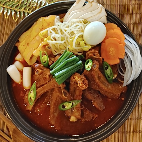 뼈대있는 매운갈비찜