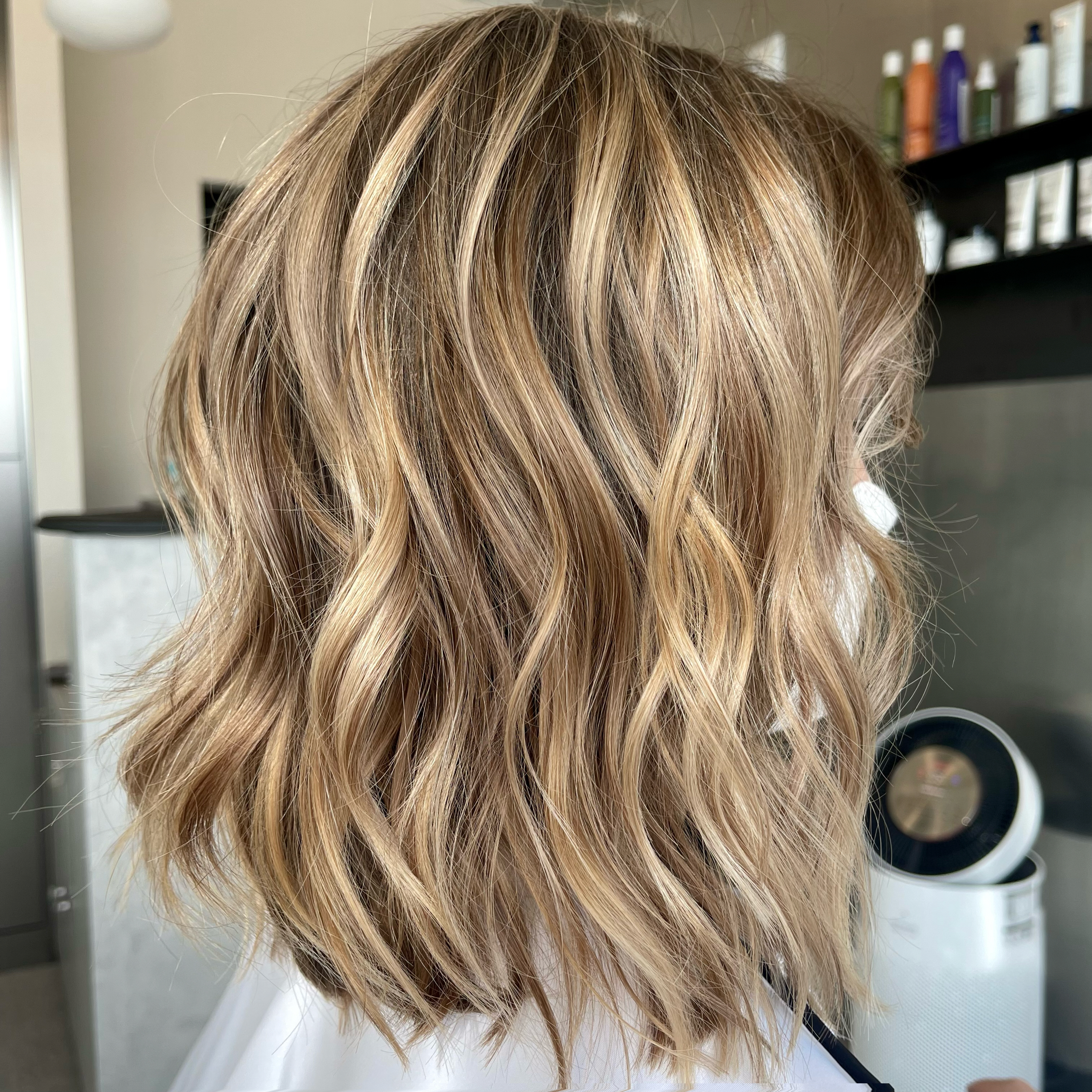 미러드 대표 이미지