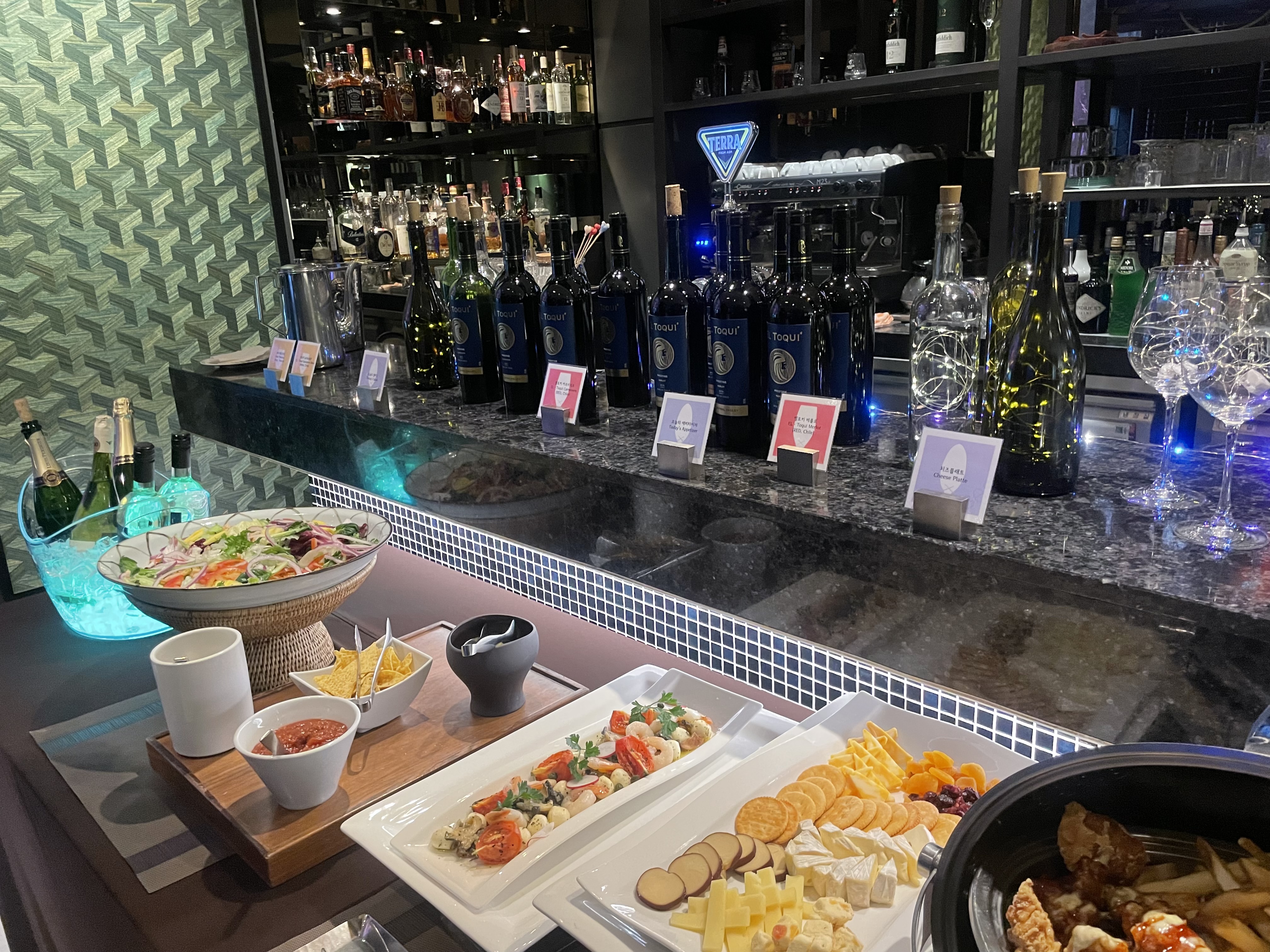 이비스 스타일 앰배서더 강남 르바 대표 사진