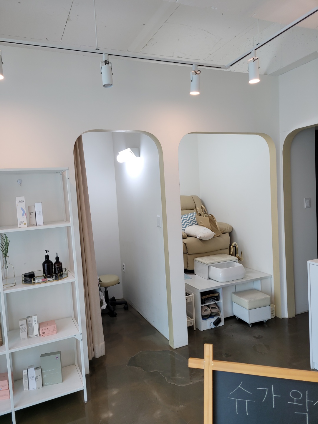 유나네일&슈가왁싱 대표 이미지