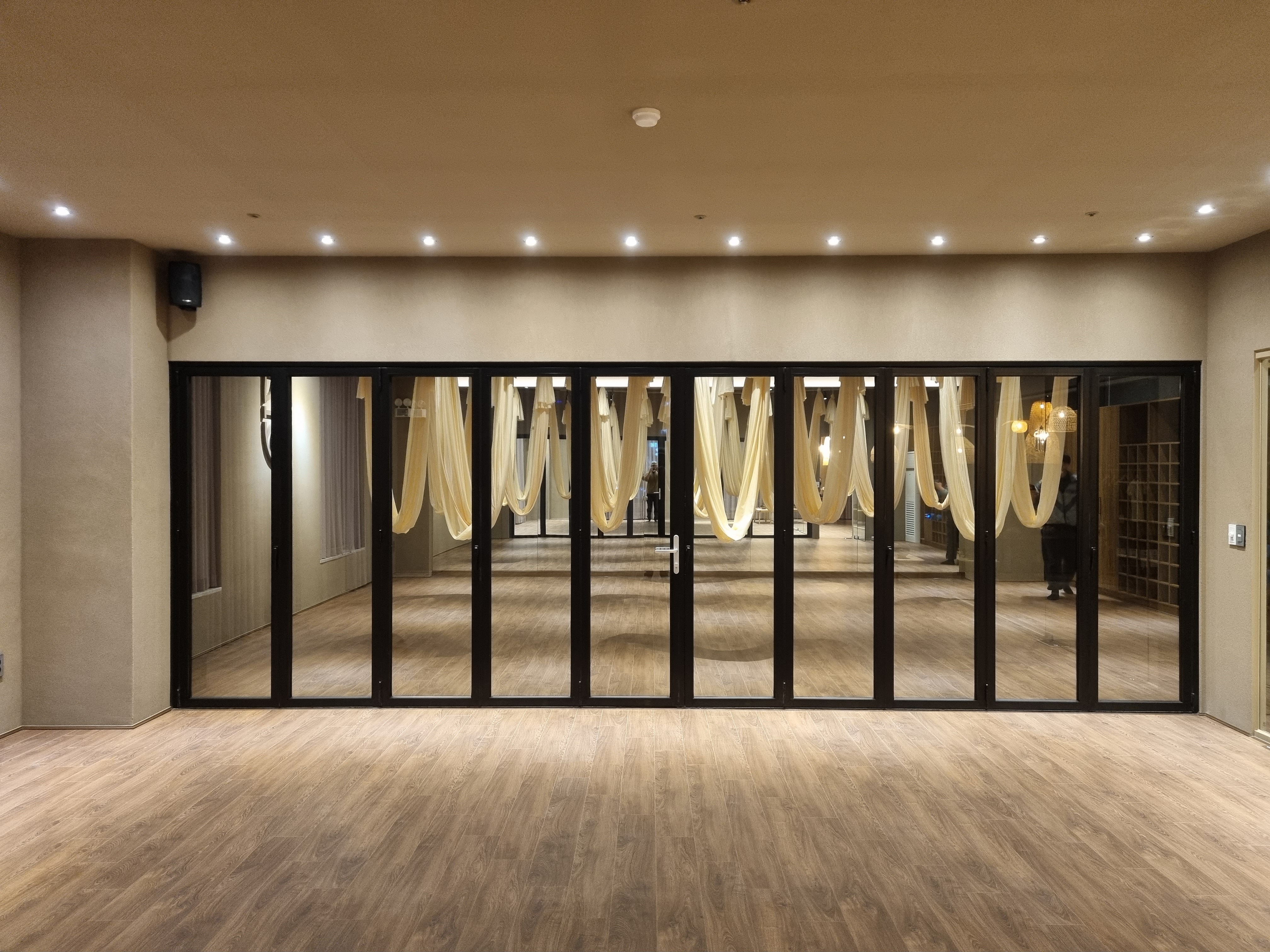 진희요가스튜디오 대표 이미지