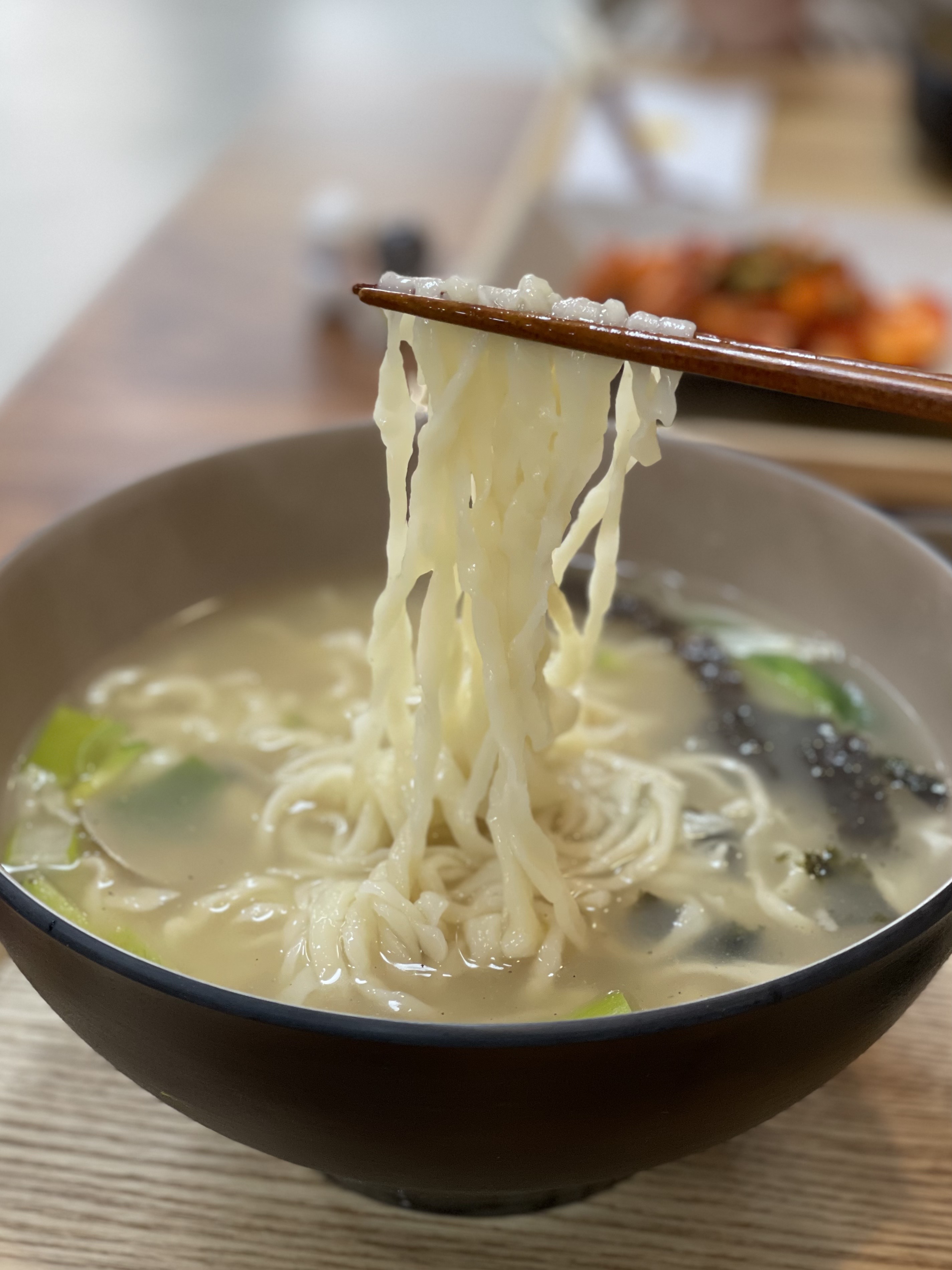 더마싯는칼국수