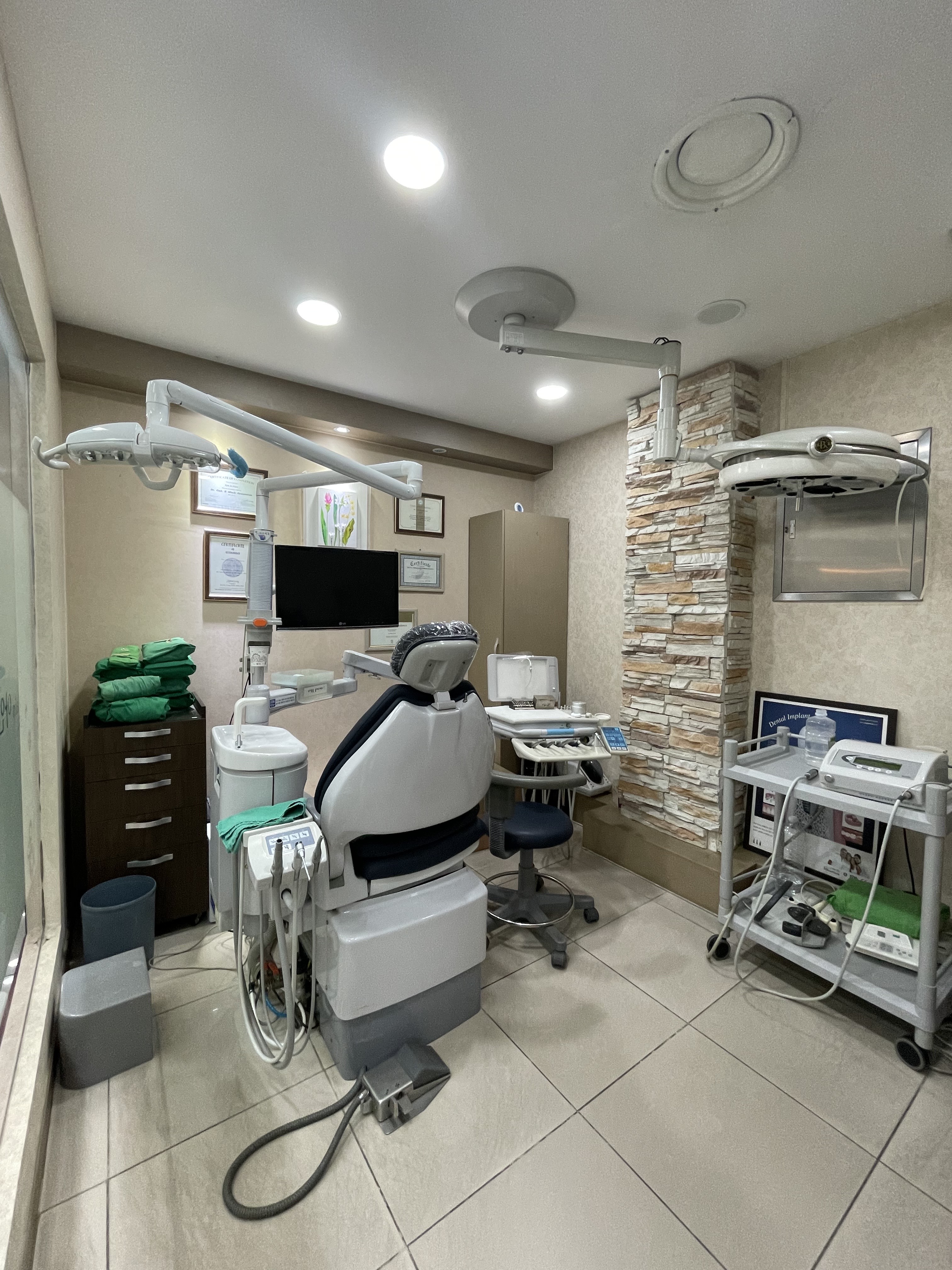 아인치과의원 대표 이미지