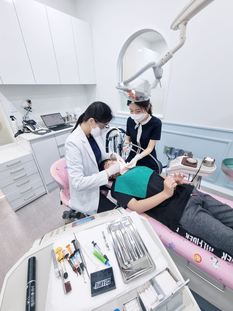 연세웰주니어치과의원 송파 개롱역점 대표 이미지