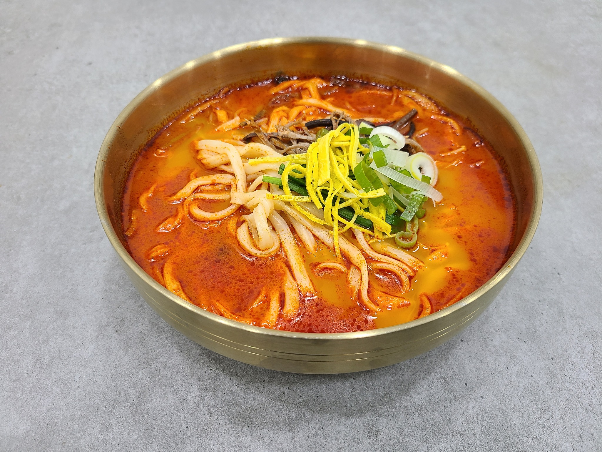 용수본감자탕 본점 내부