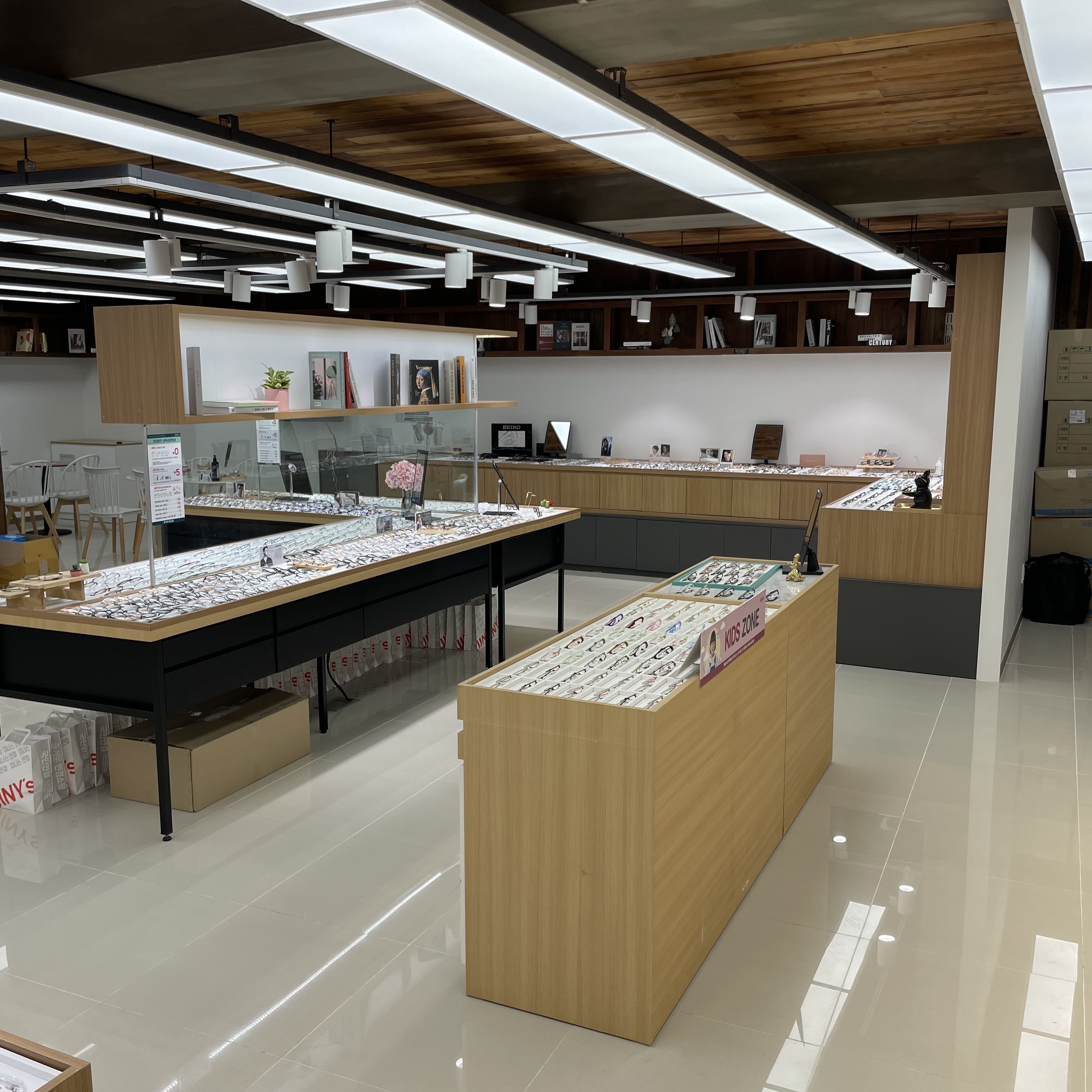 지니스안경 울산언양읍내중앙점 대표 이미지