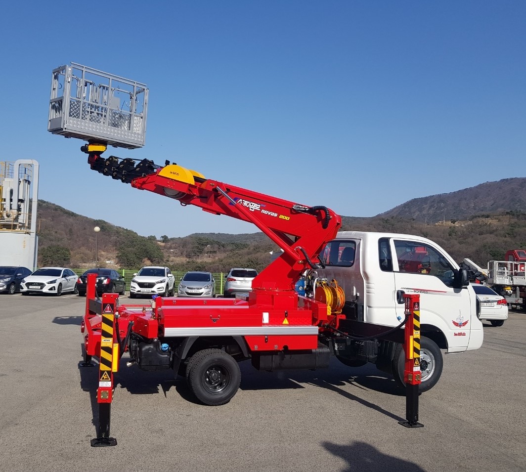 사다리차 부산 부산진구 우수업체 사다리차비용 사다리차요금표 용달이사비용 고층사다리차 사인광고스카이