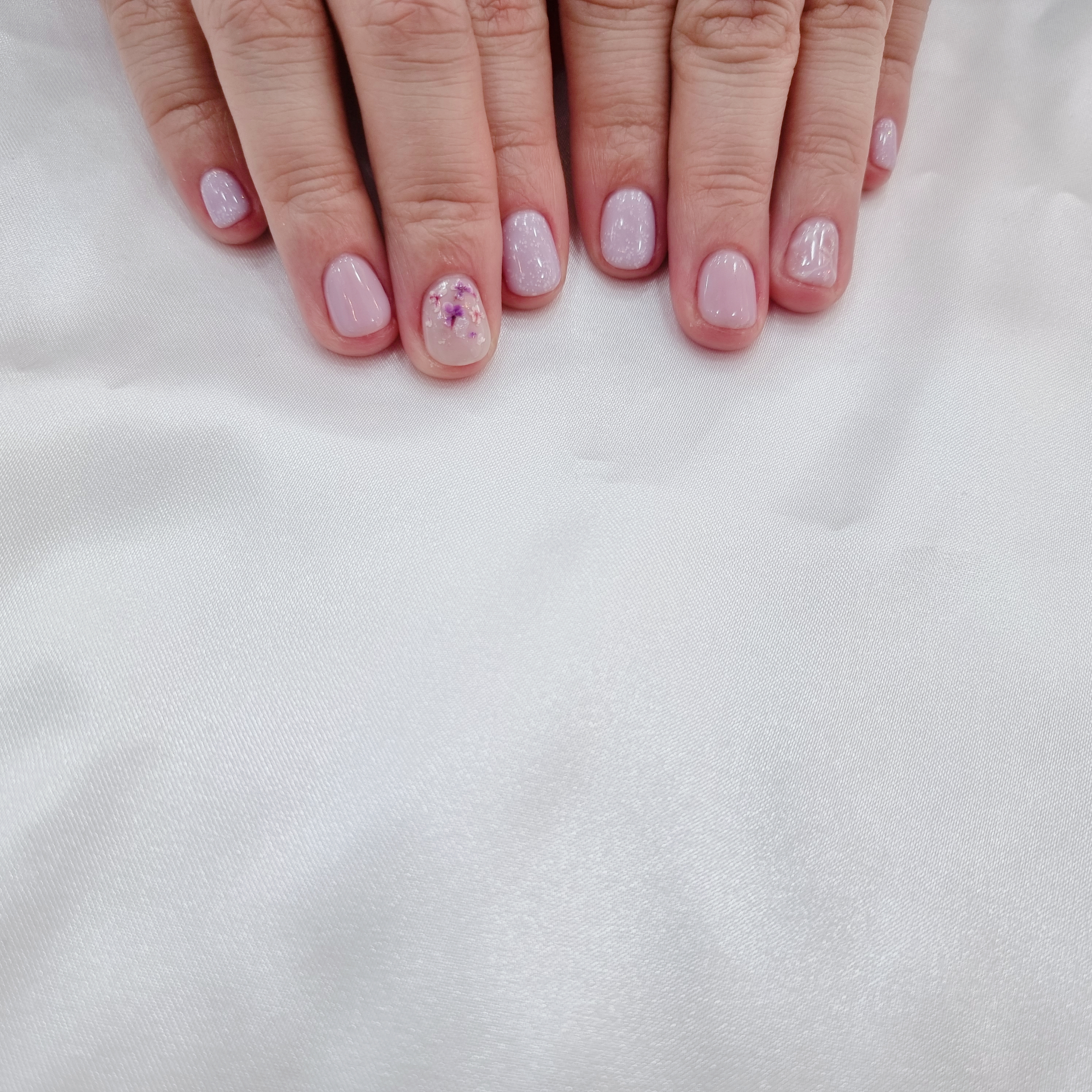 네일뚜벅