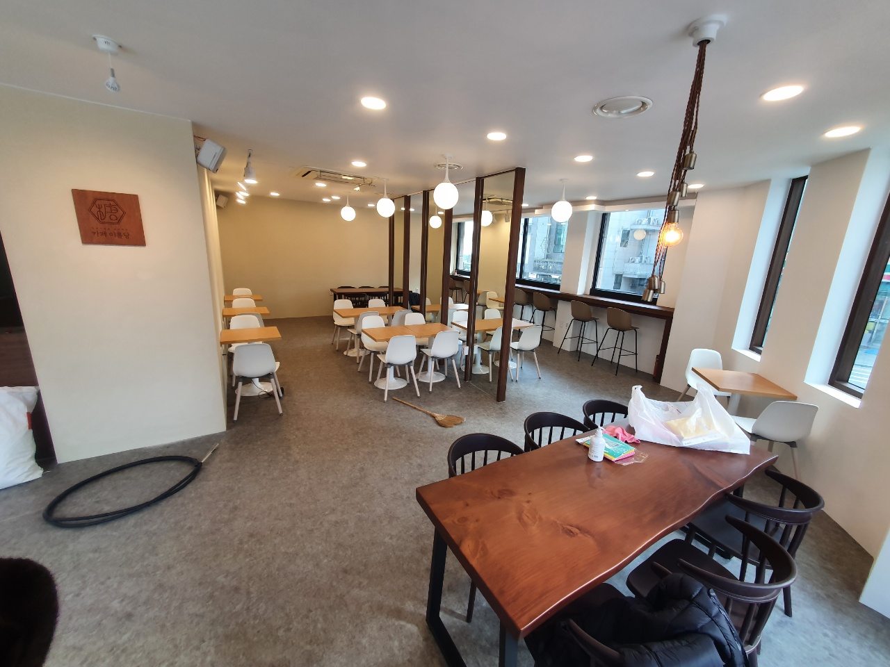 카페이륜당 서산점