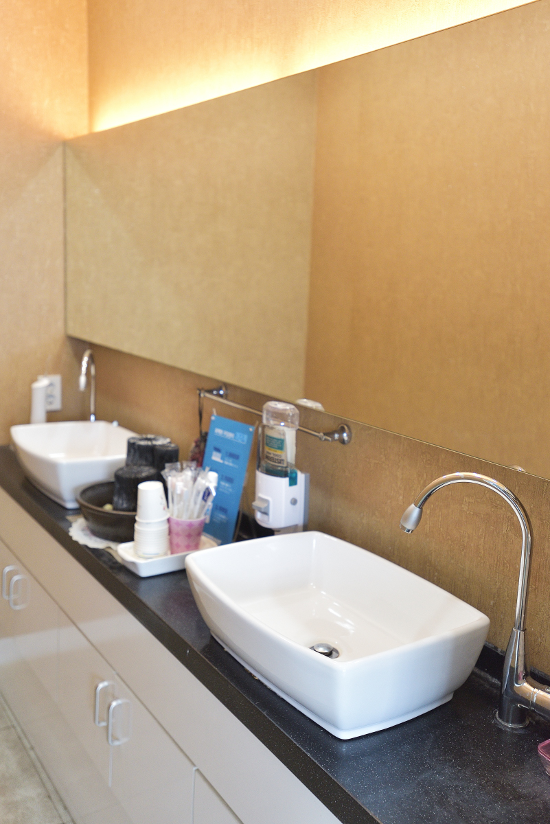 더플러스치과의원 대표 이미지