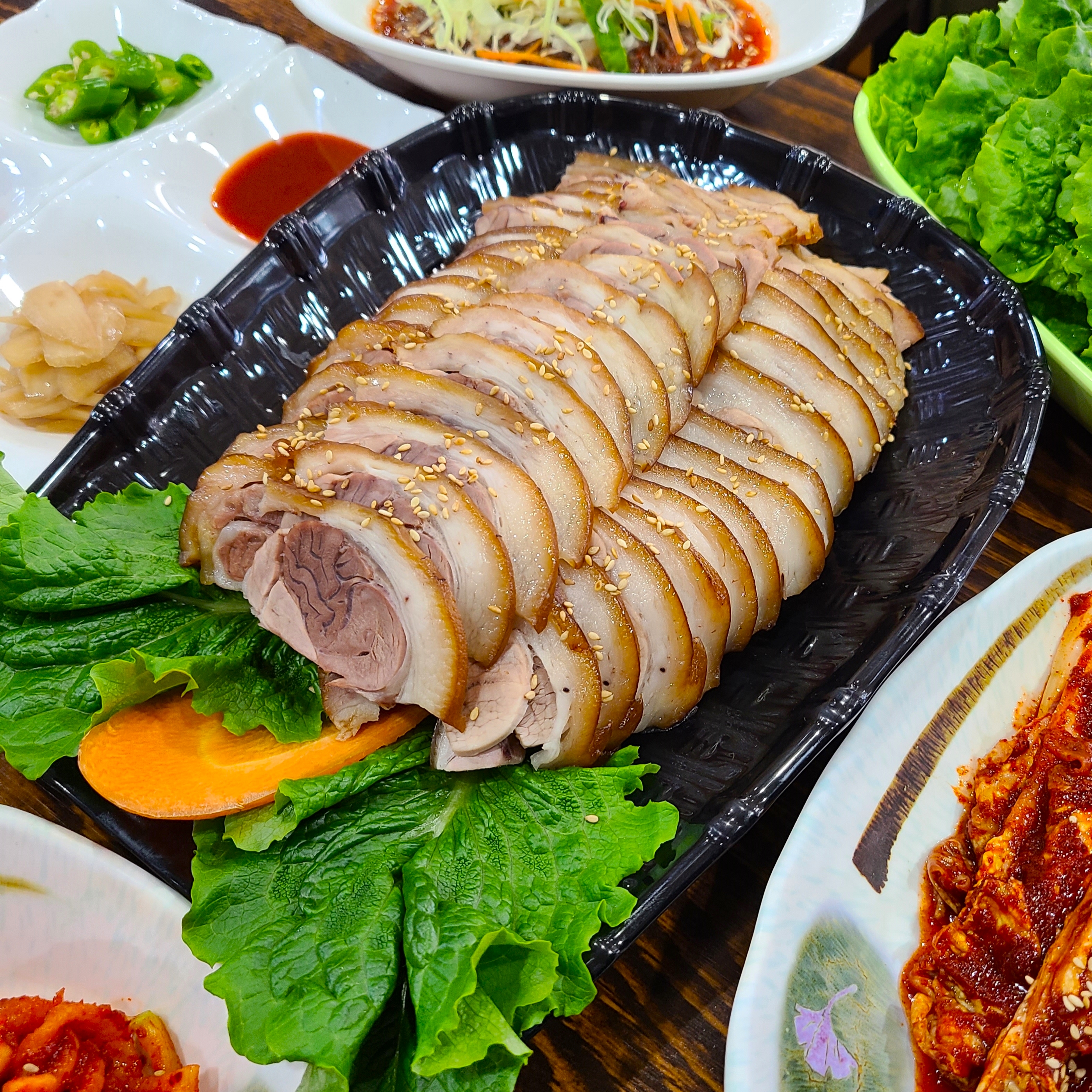 구가네영양왕족발보쌈