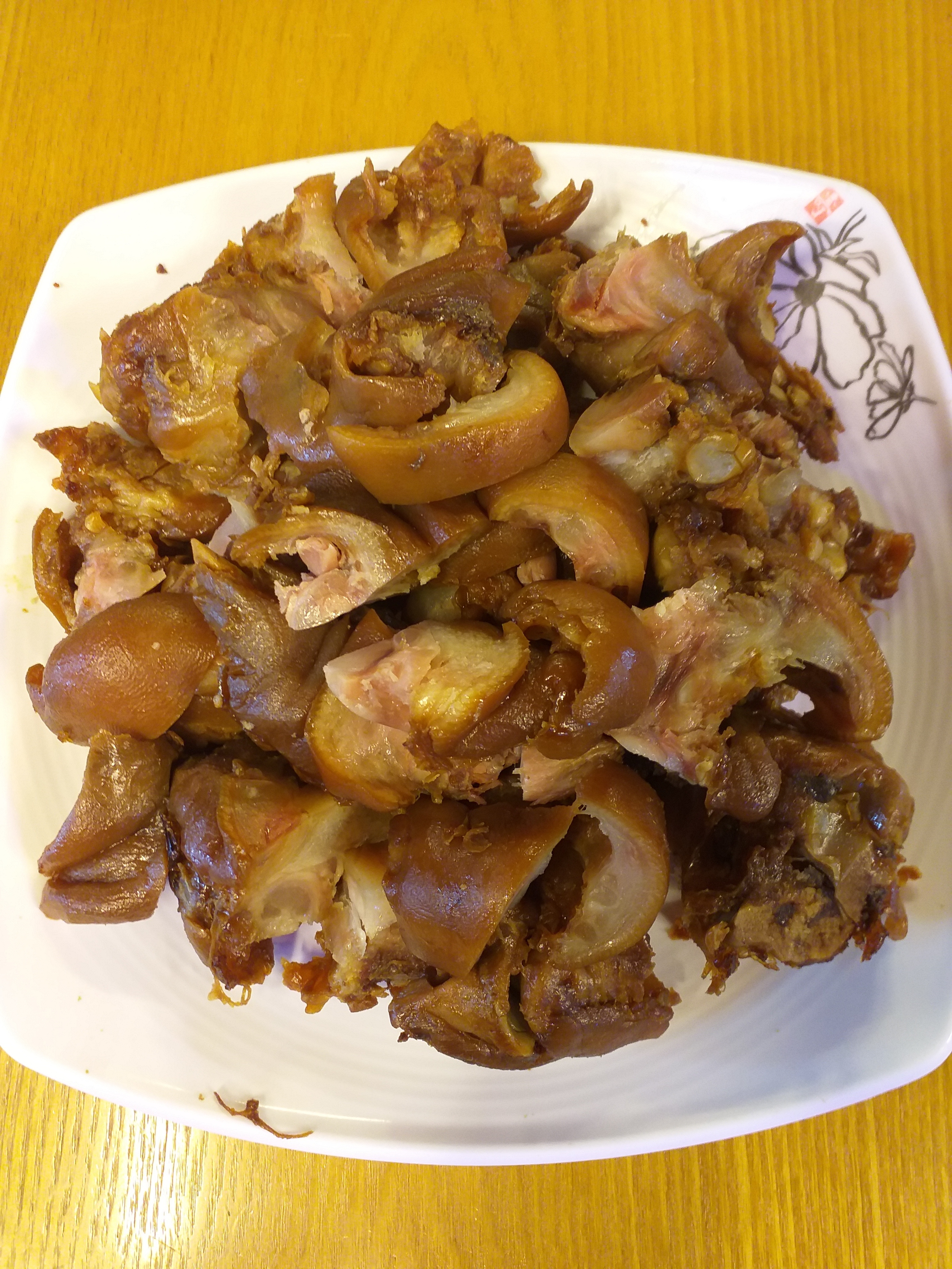 쉼터왕족발