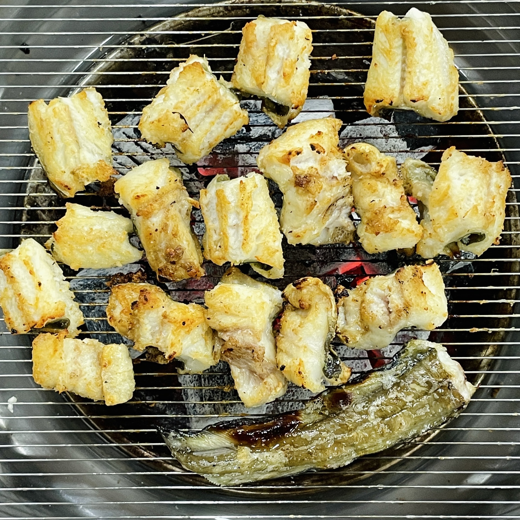 자갈치숯불산장어구이