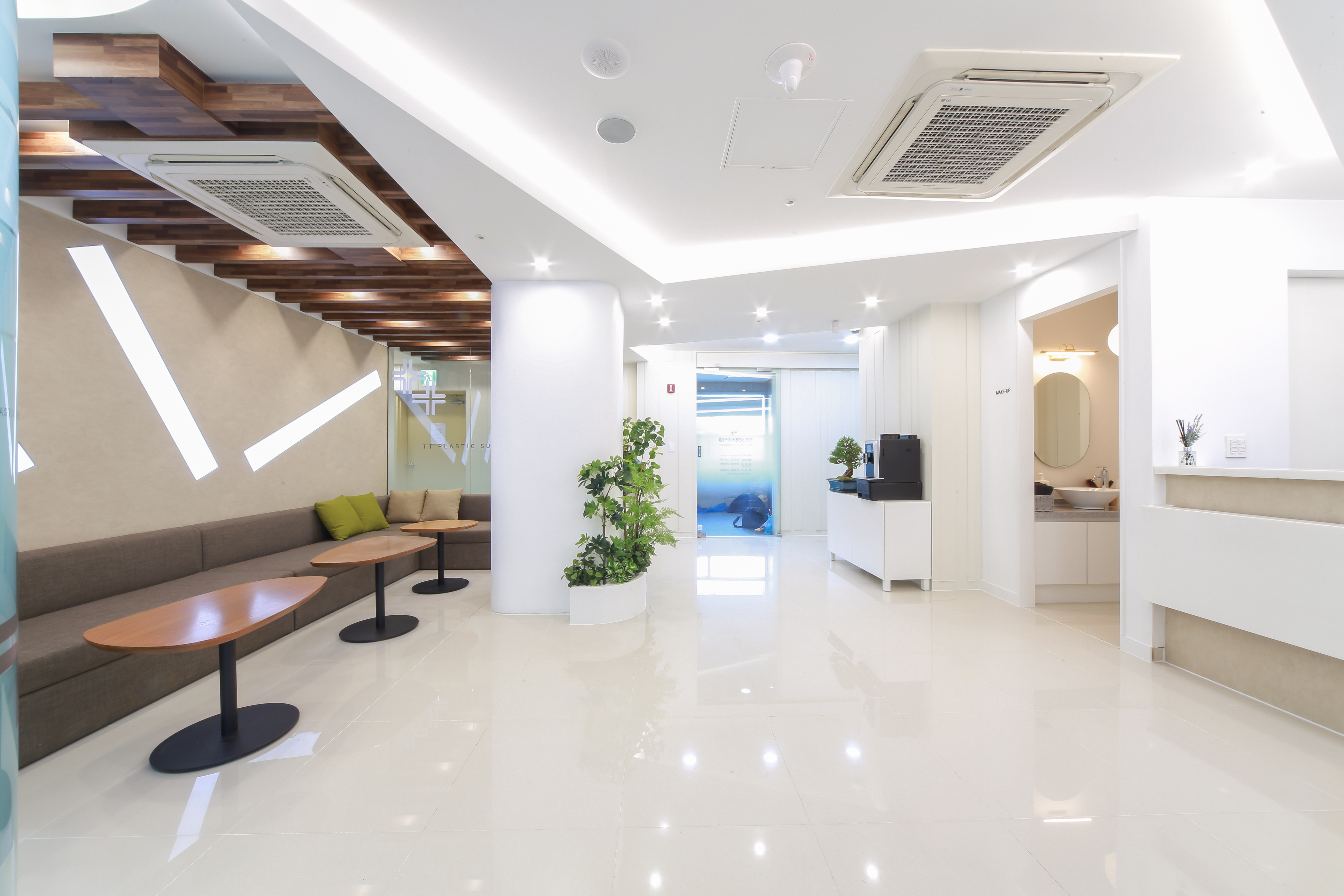 티티성형외과 대표 이미지