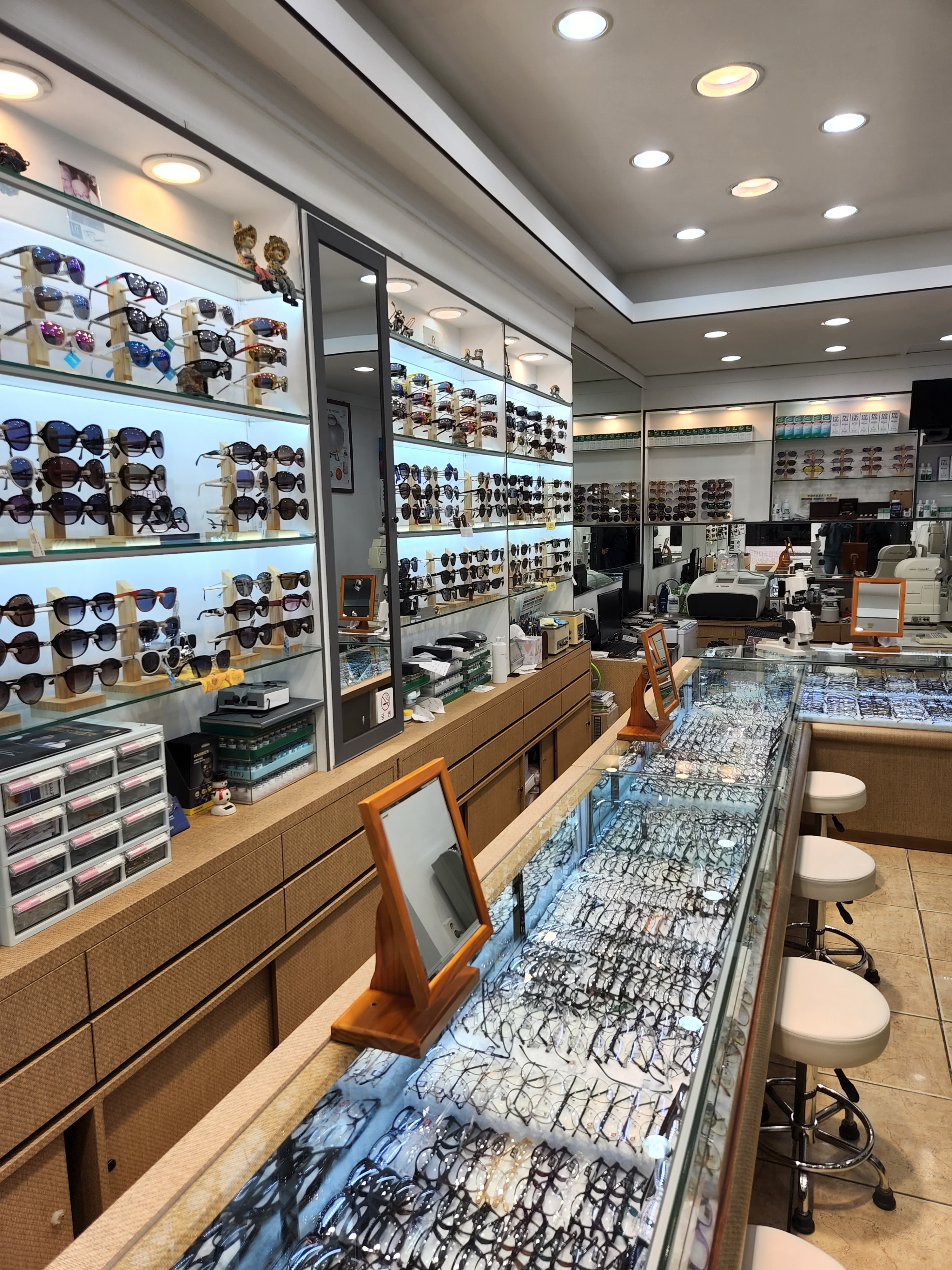 뉴 실로암 안경 대표 이미지