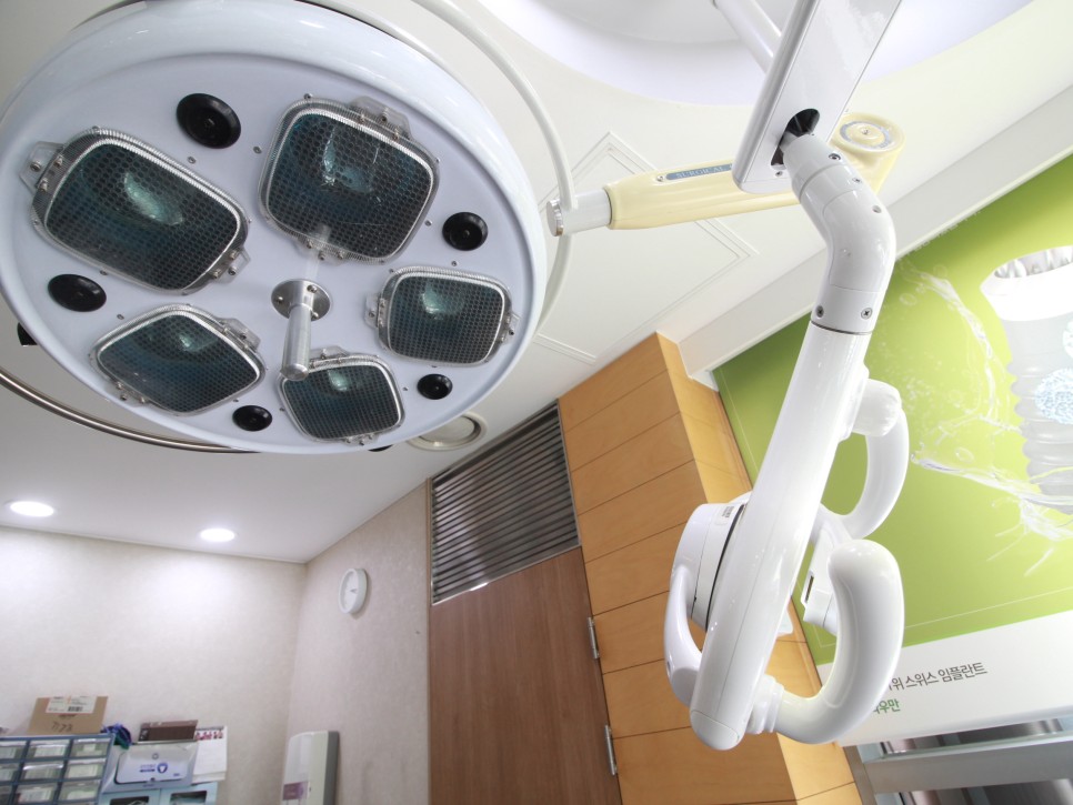 엠치과의원 시지점 대표 이미지