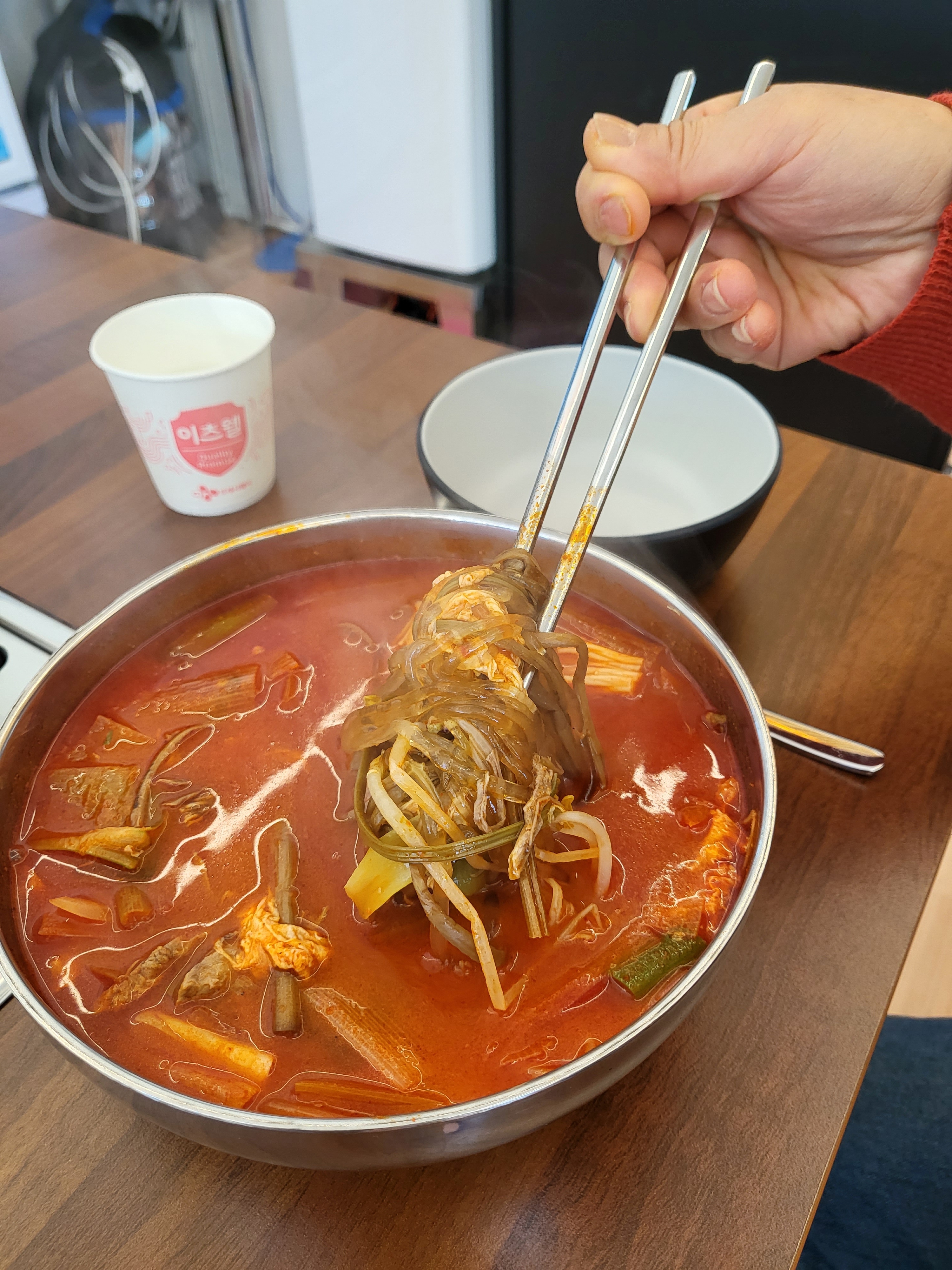 솔향육개장