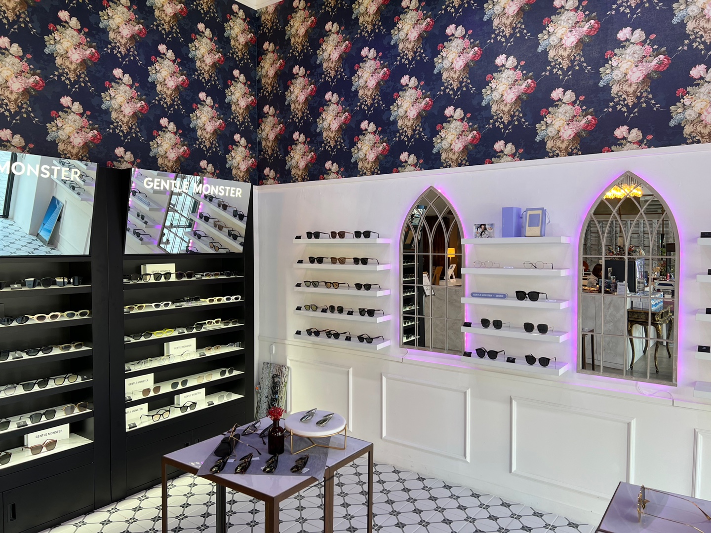 글라트 안경 대표 이미지