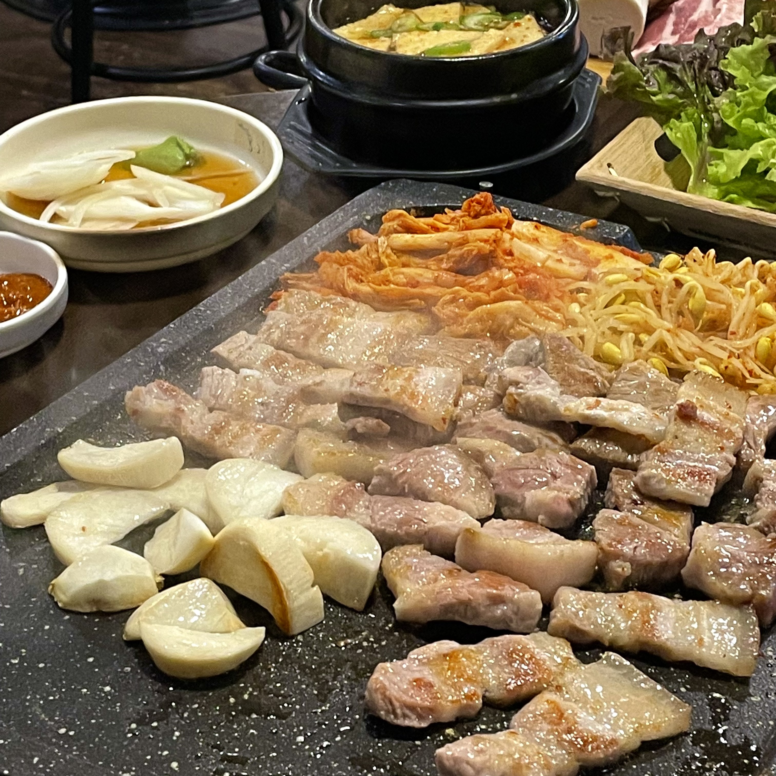 맛있는숯돌생고기