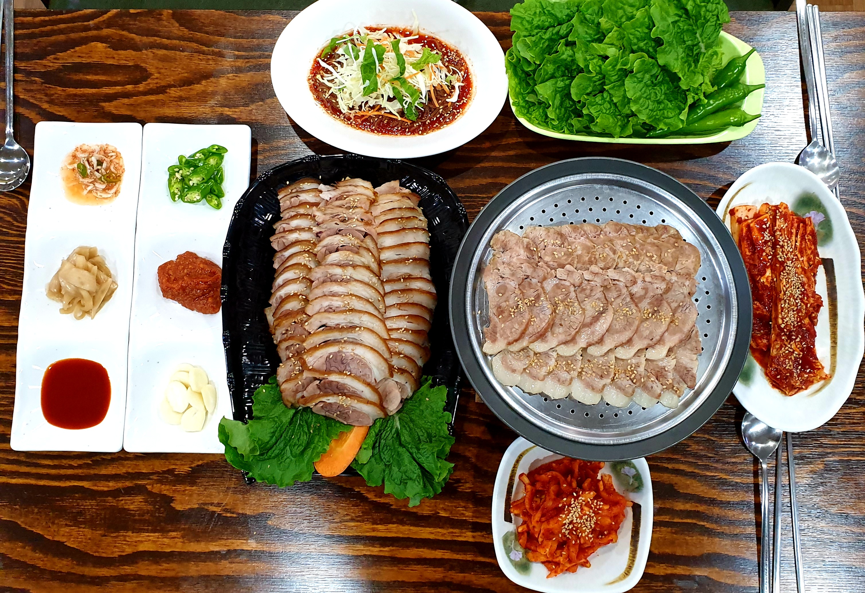 구가네영양왕족발보쌈