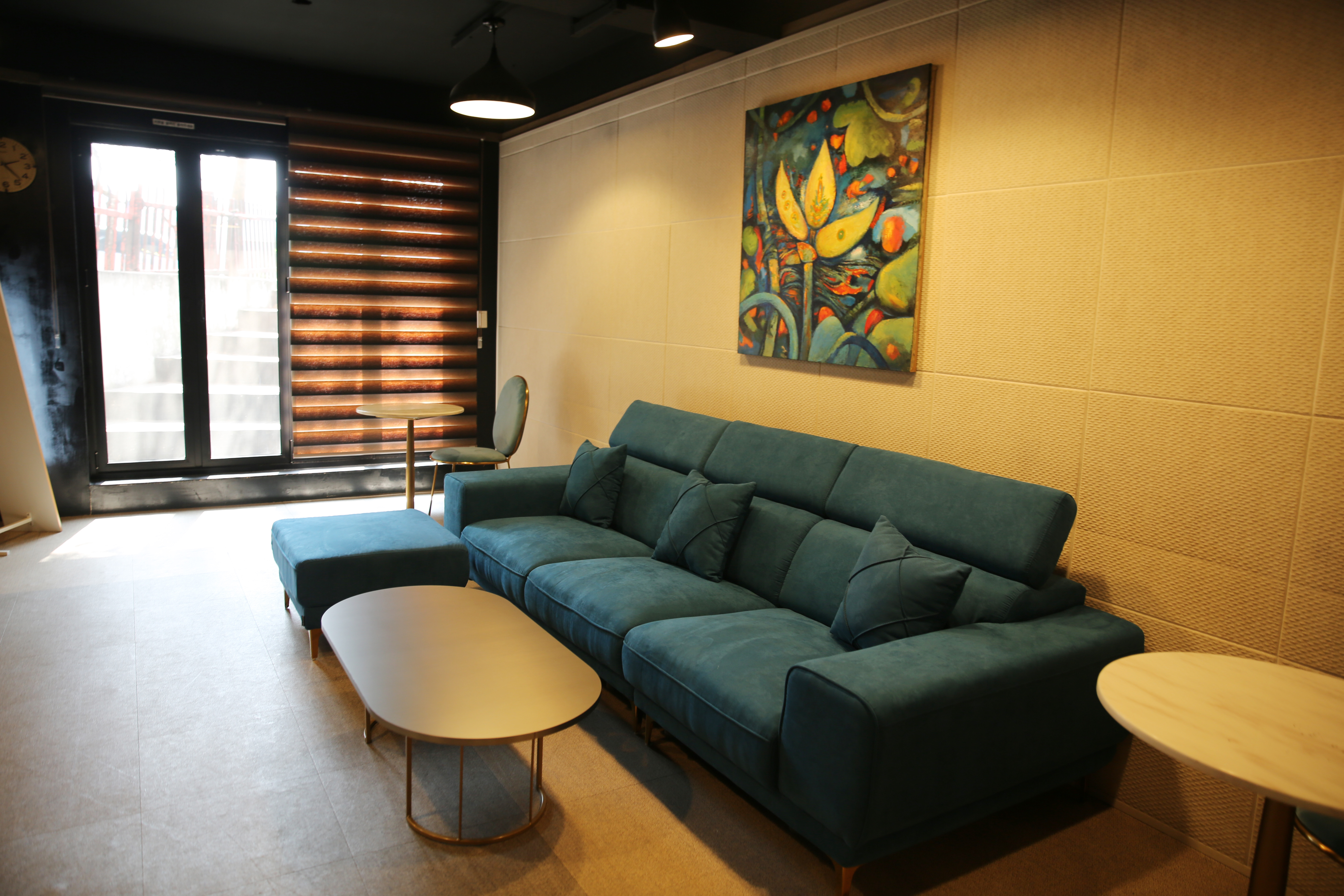 4번째 스튜디오 사진