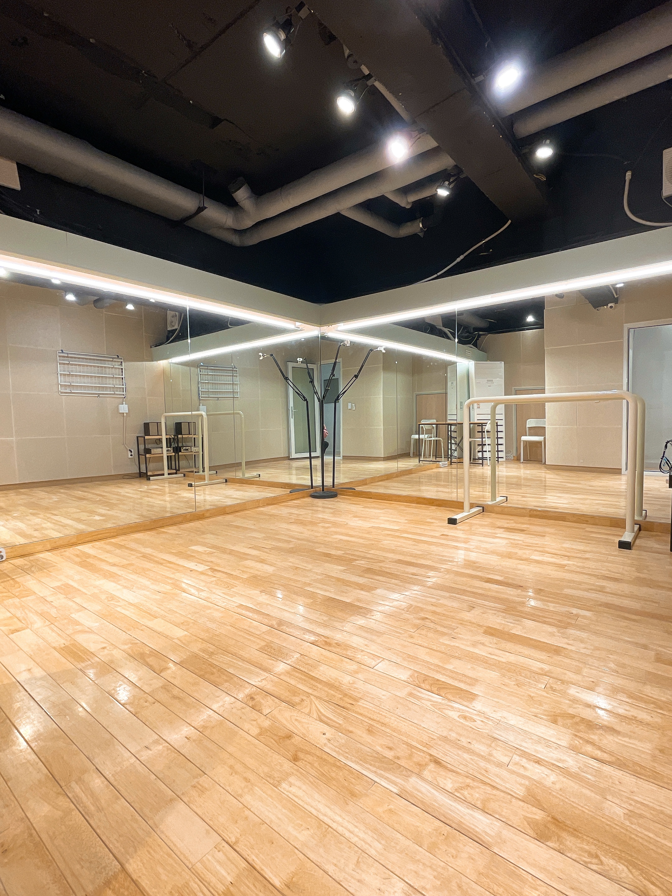 1번째 스튜디오 사진