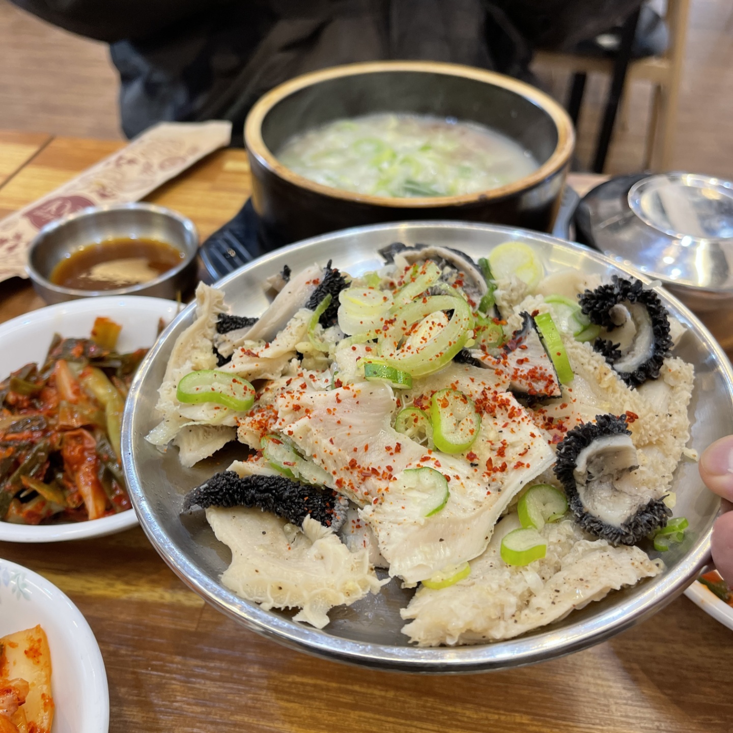 신재우 명인설렁탕 라페스타점
