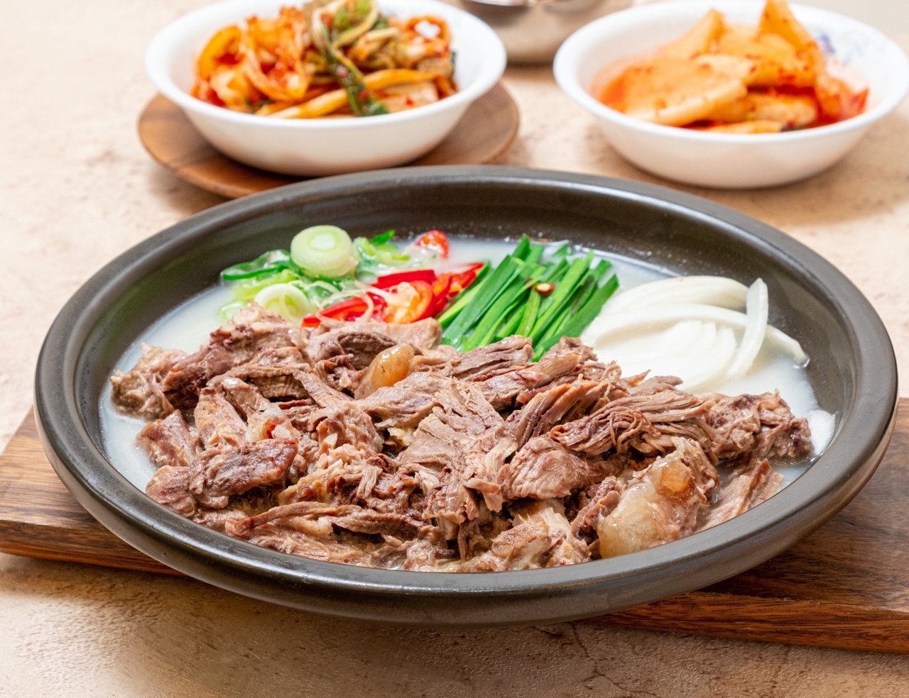 신재우 명인설렁탕 라페스타점