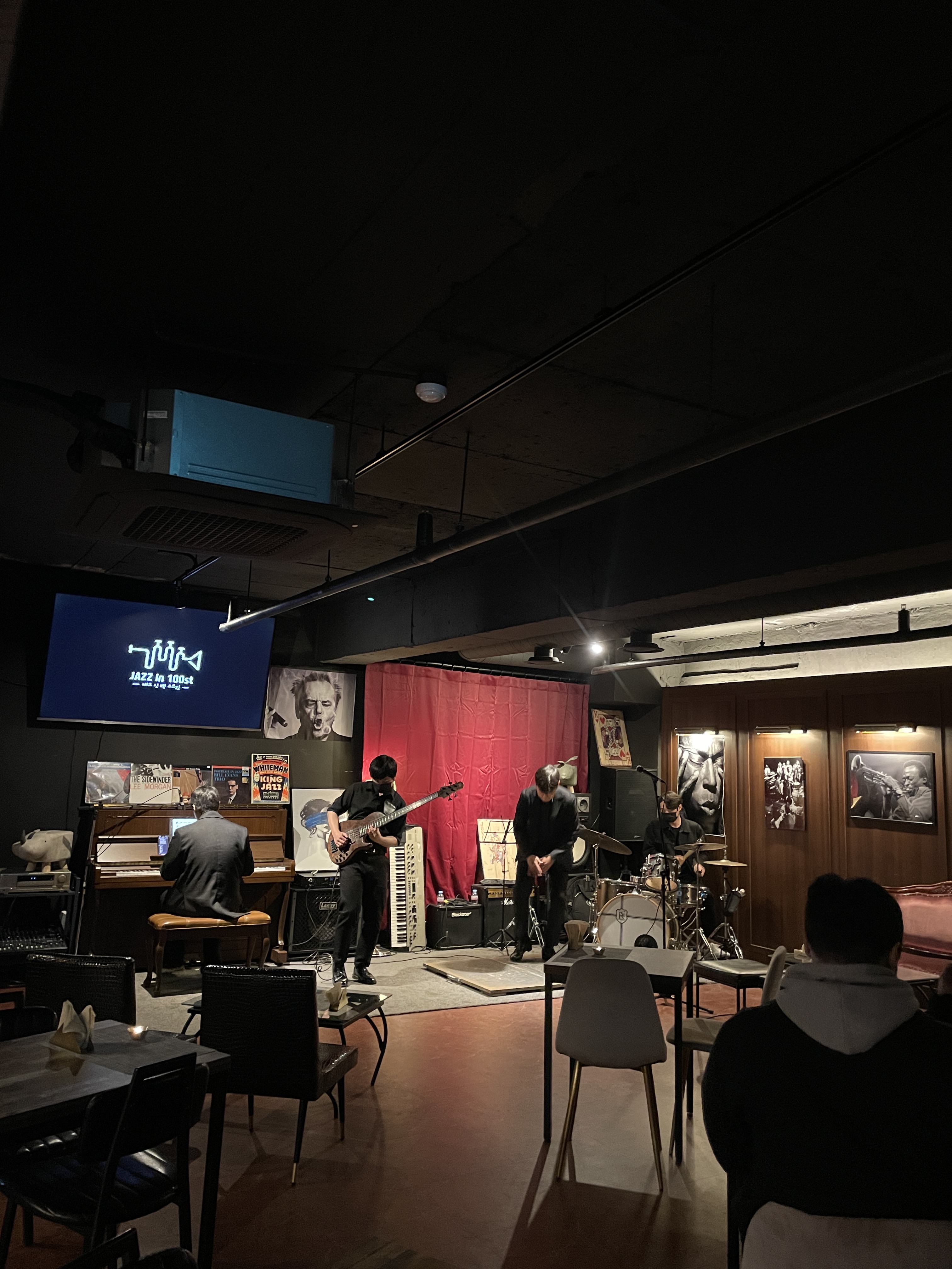 재즈 인 백스트릿