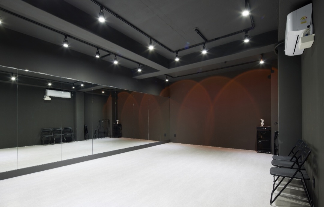 1번째 스튜디오 사진