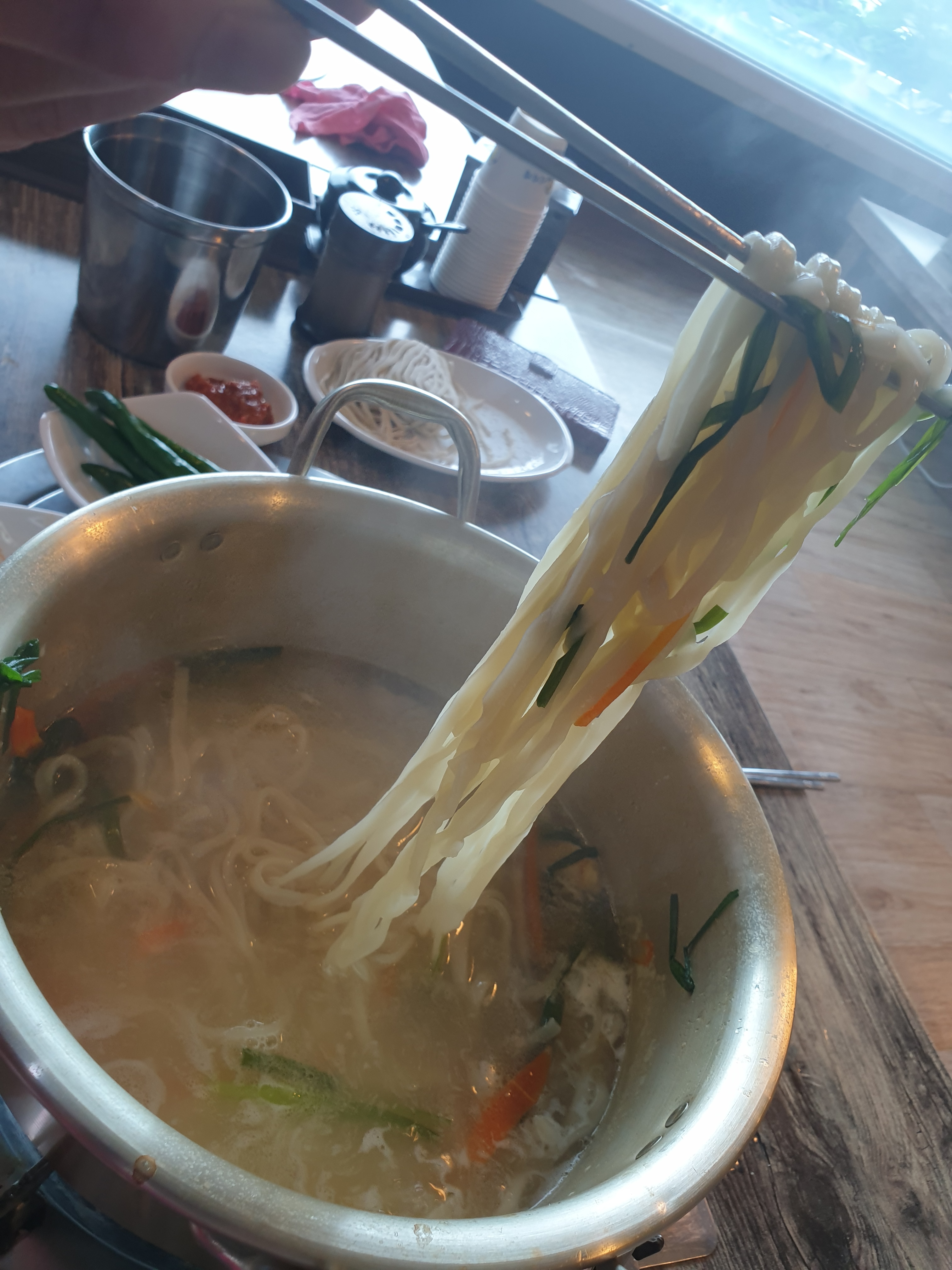 정원 1인1닭칼국수 대표 이미지