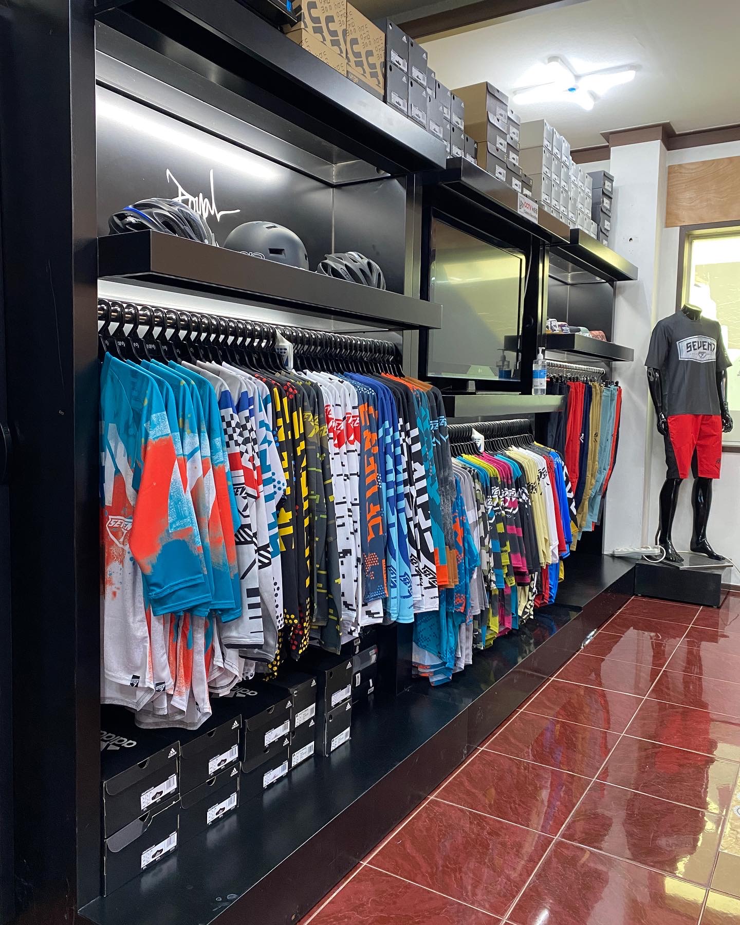 에이엠비 대표 이미지