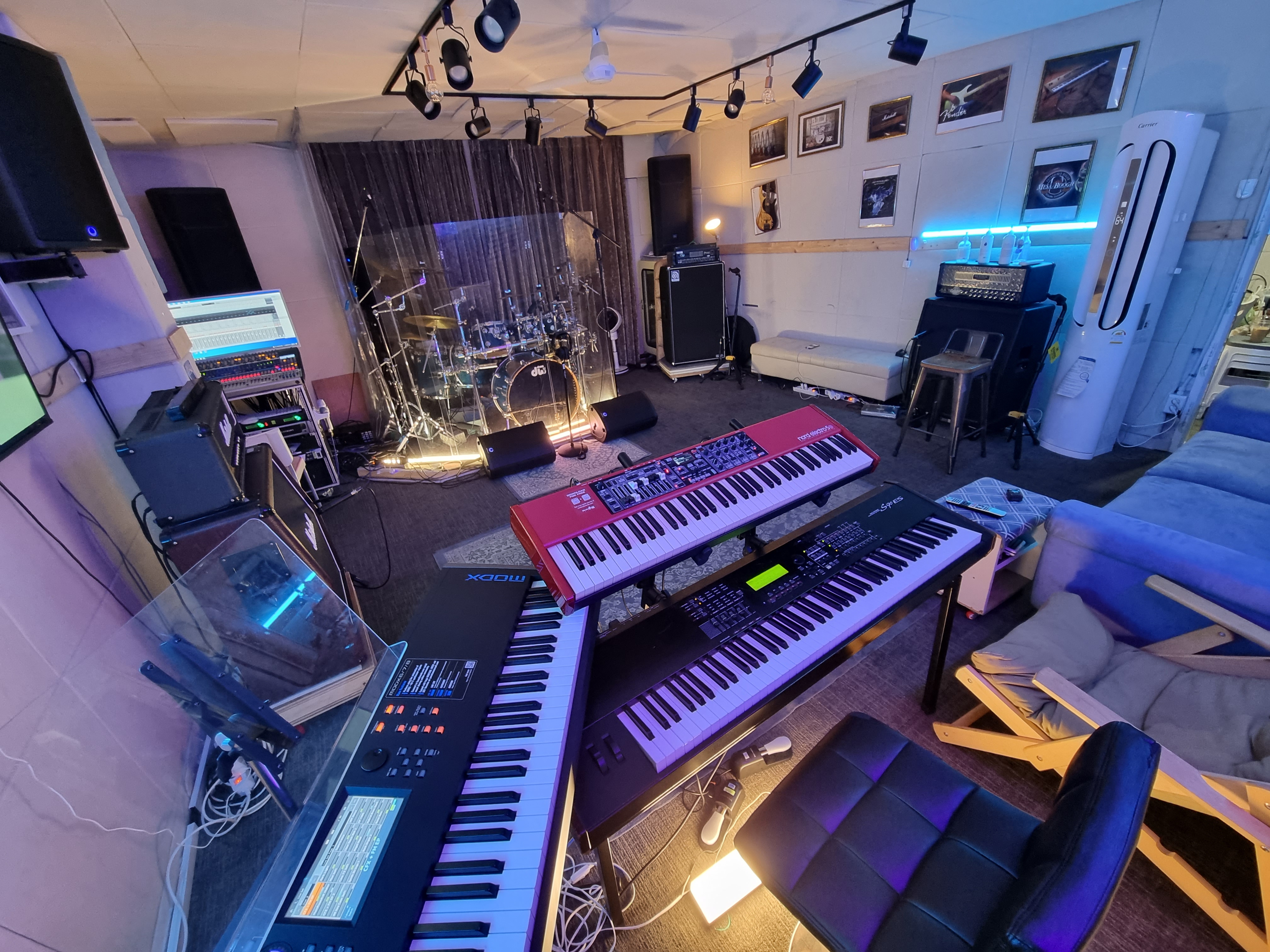 1번째 스튜디오 사진