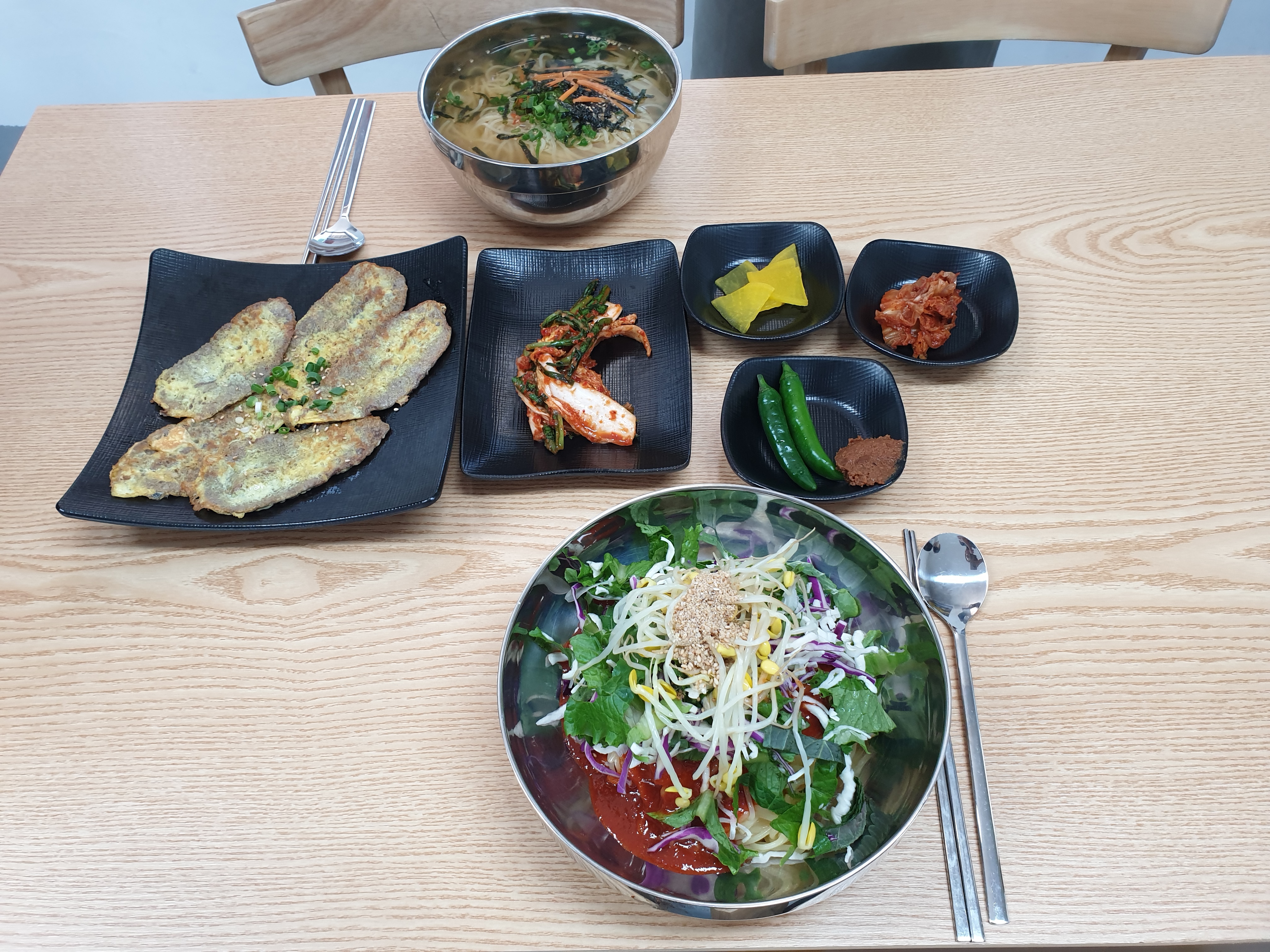 옛날국수 대표 이미지