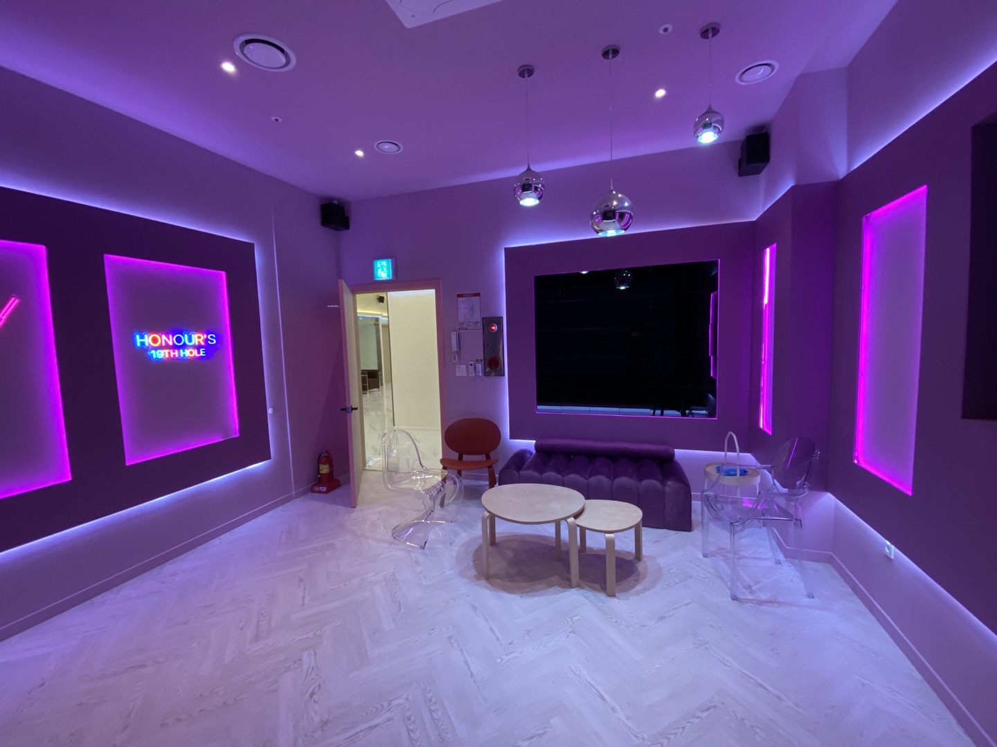 아너스크린 대표 이미지