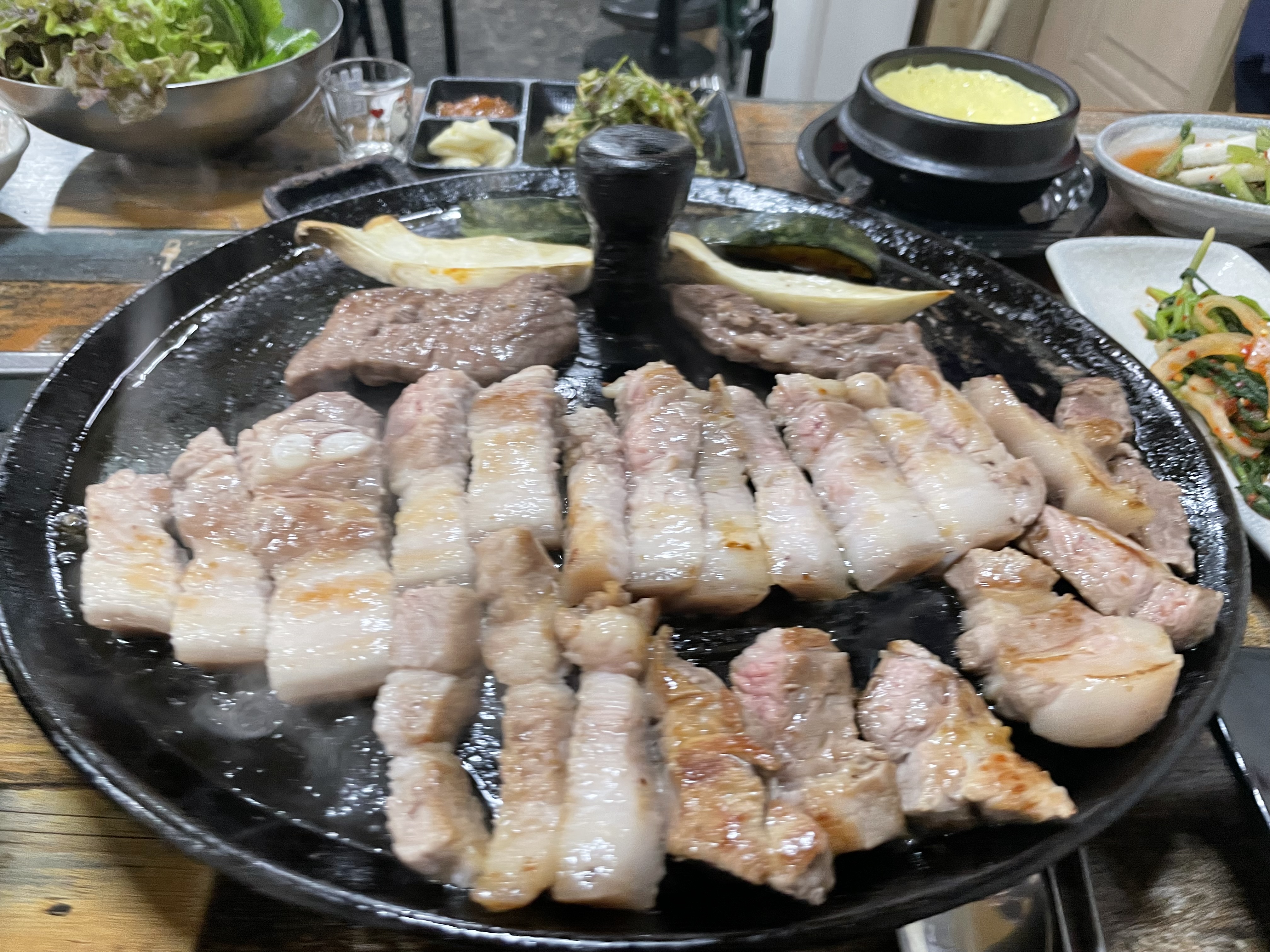 산청흑돼지식육식당