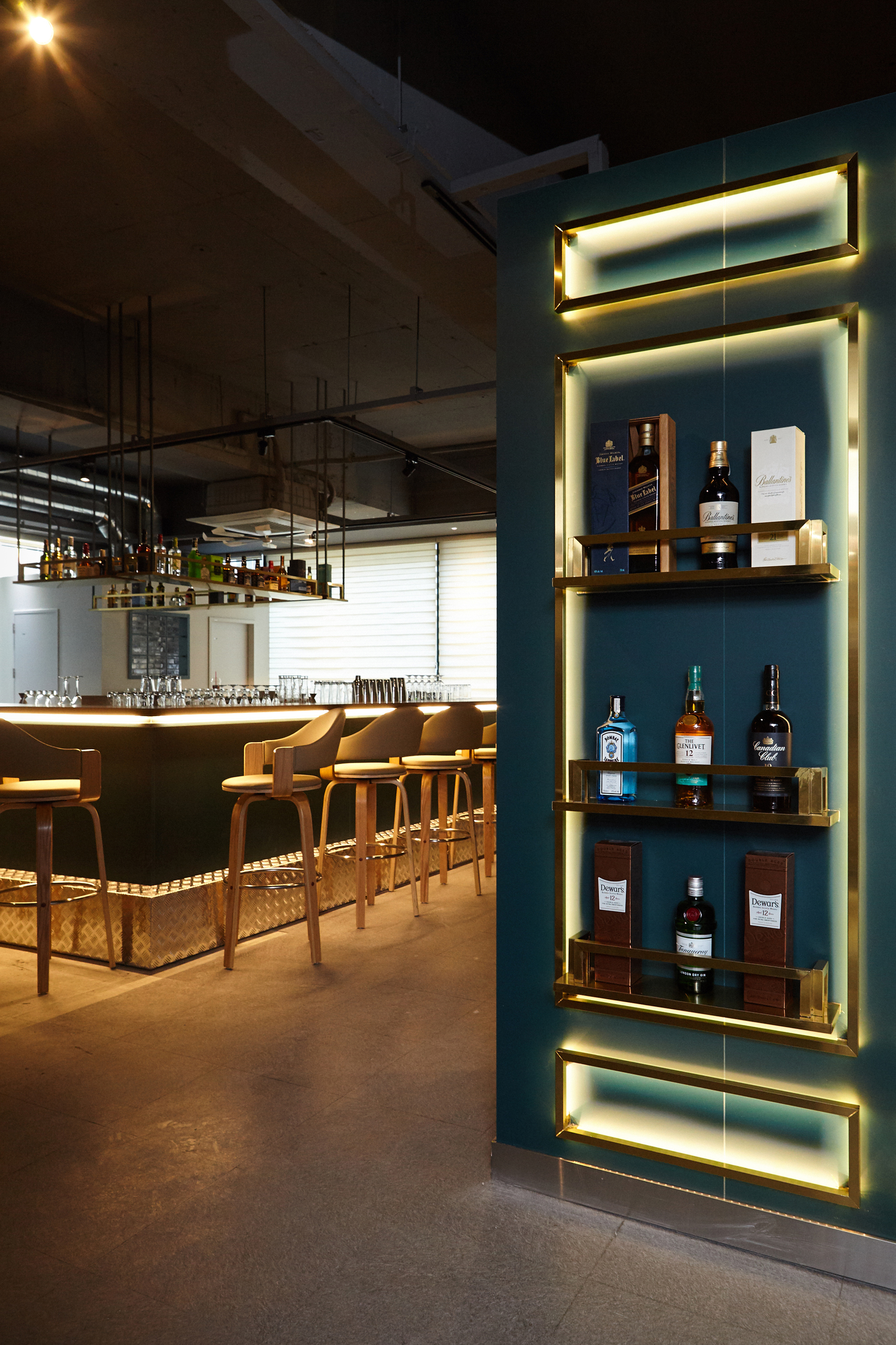 Zeus Bar