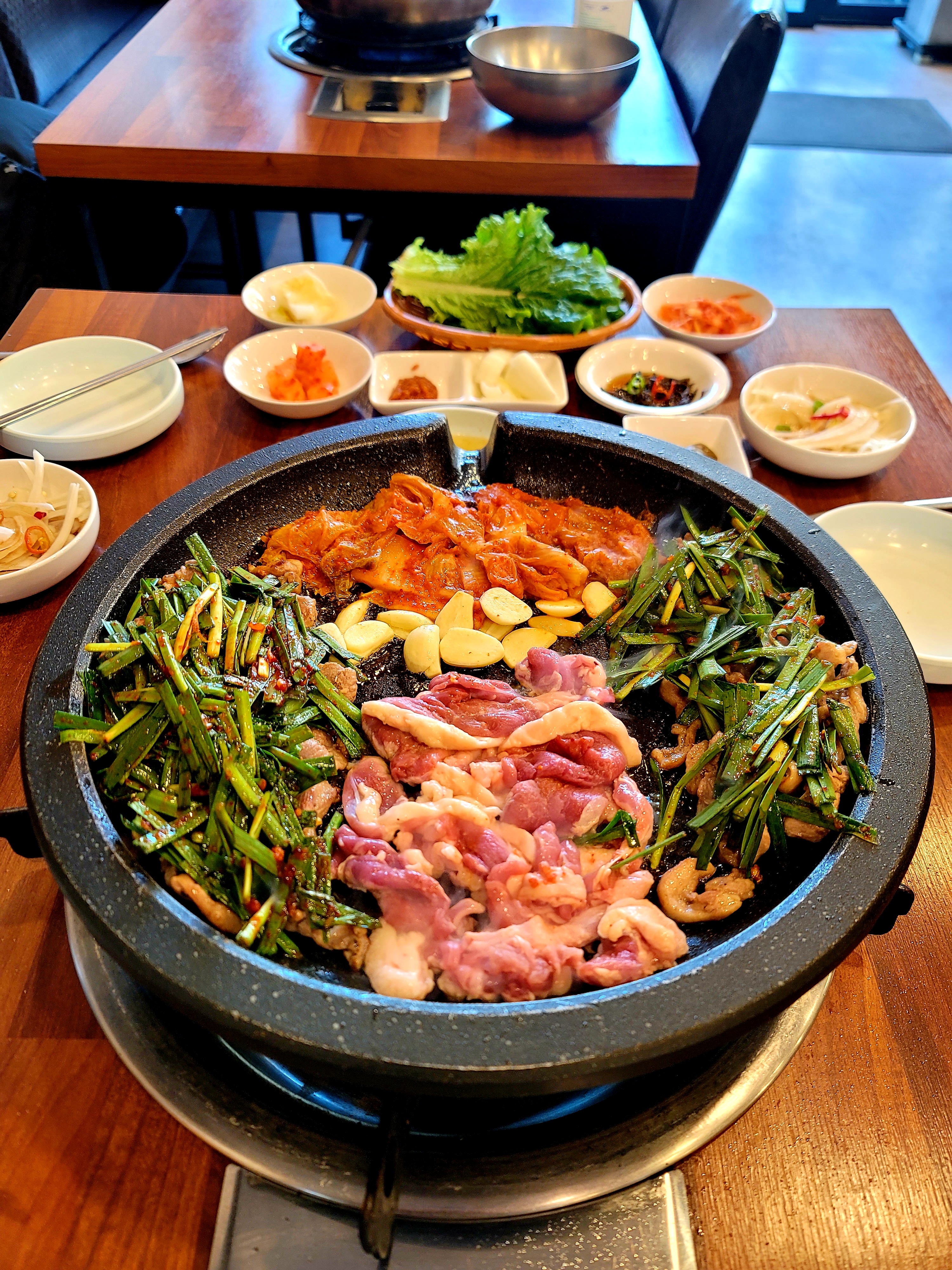 춘천닭갈비 생오리 일원동점