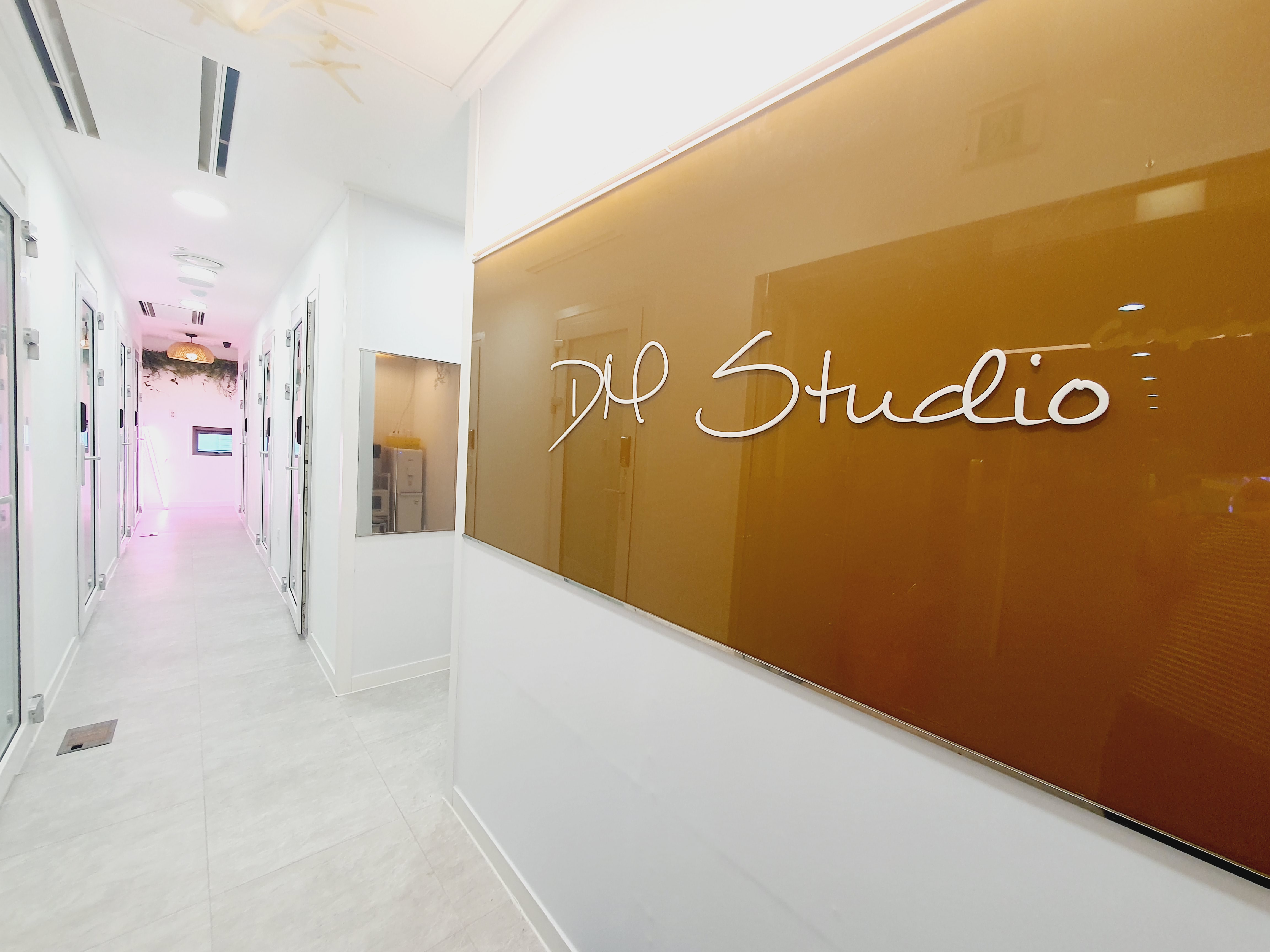 1번째 스튜디오 사진