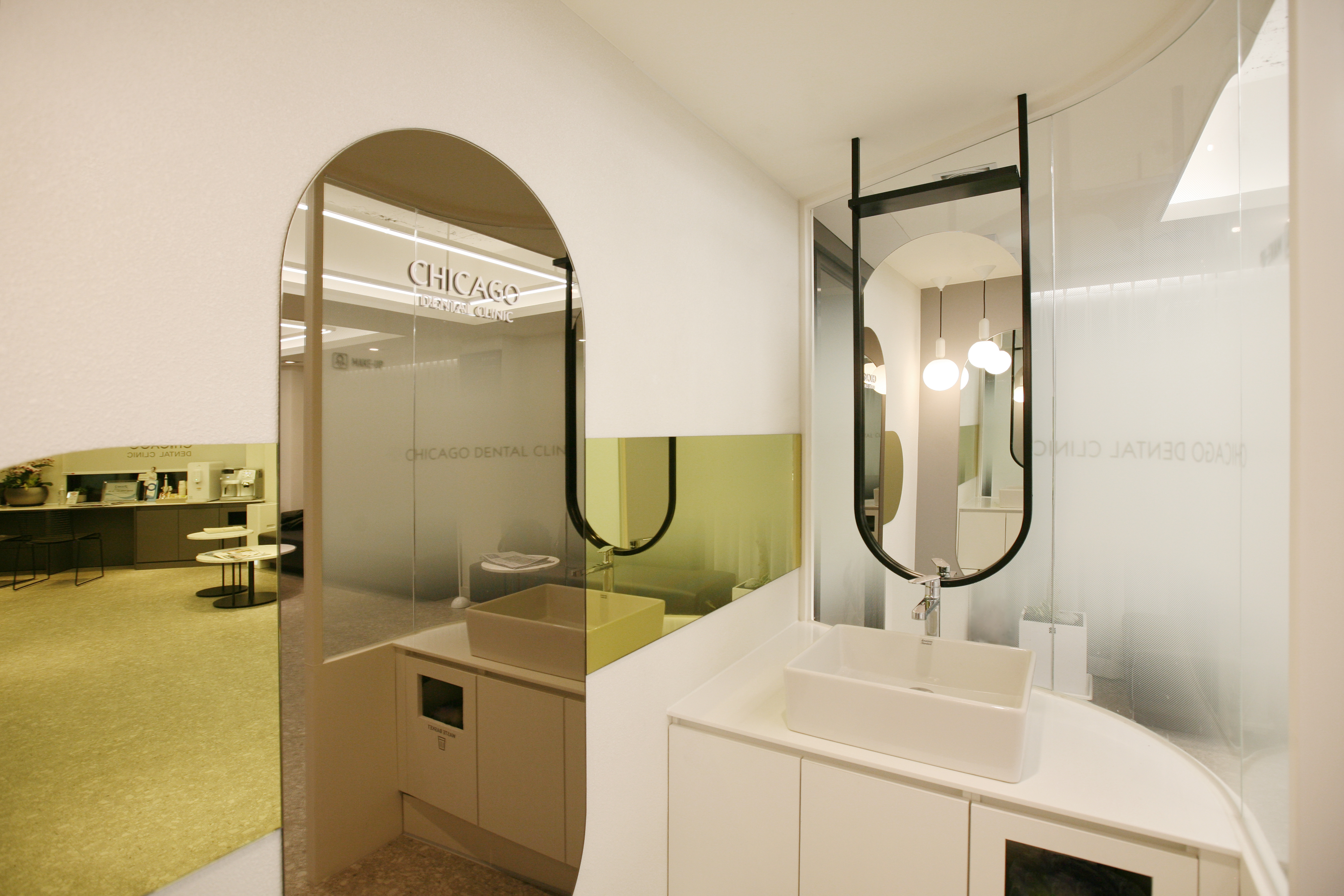 시카고치과의원 대표 이미지